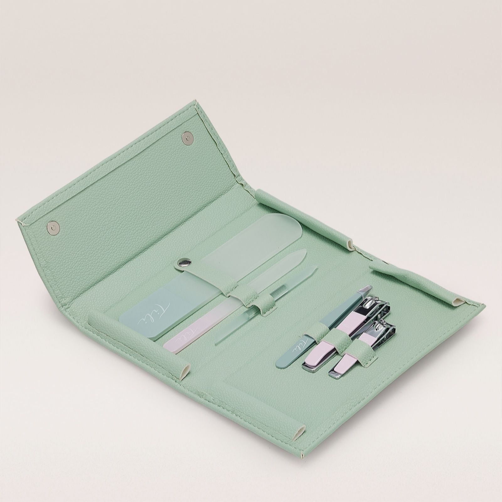 Tili 6 Piece Manicure & Pedicure Set with Case