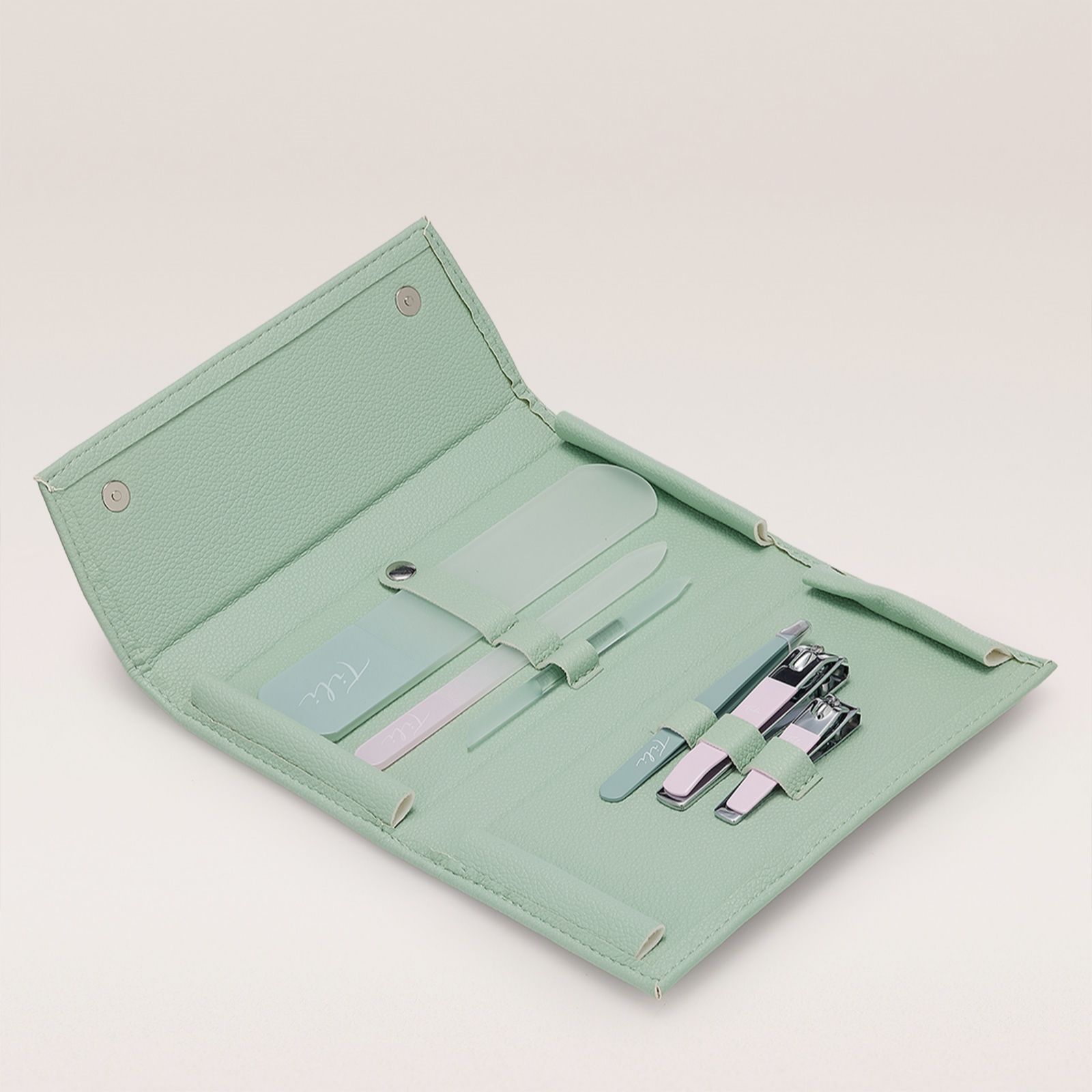 Tili 6 Piece Manicure & Pedicure Set with Case