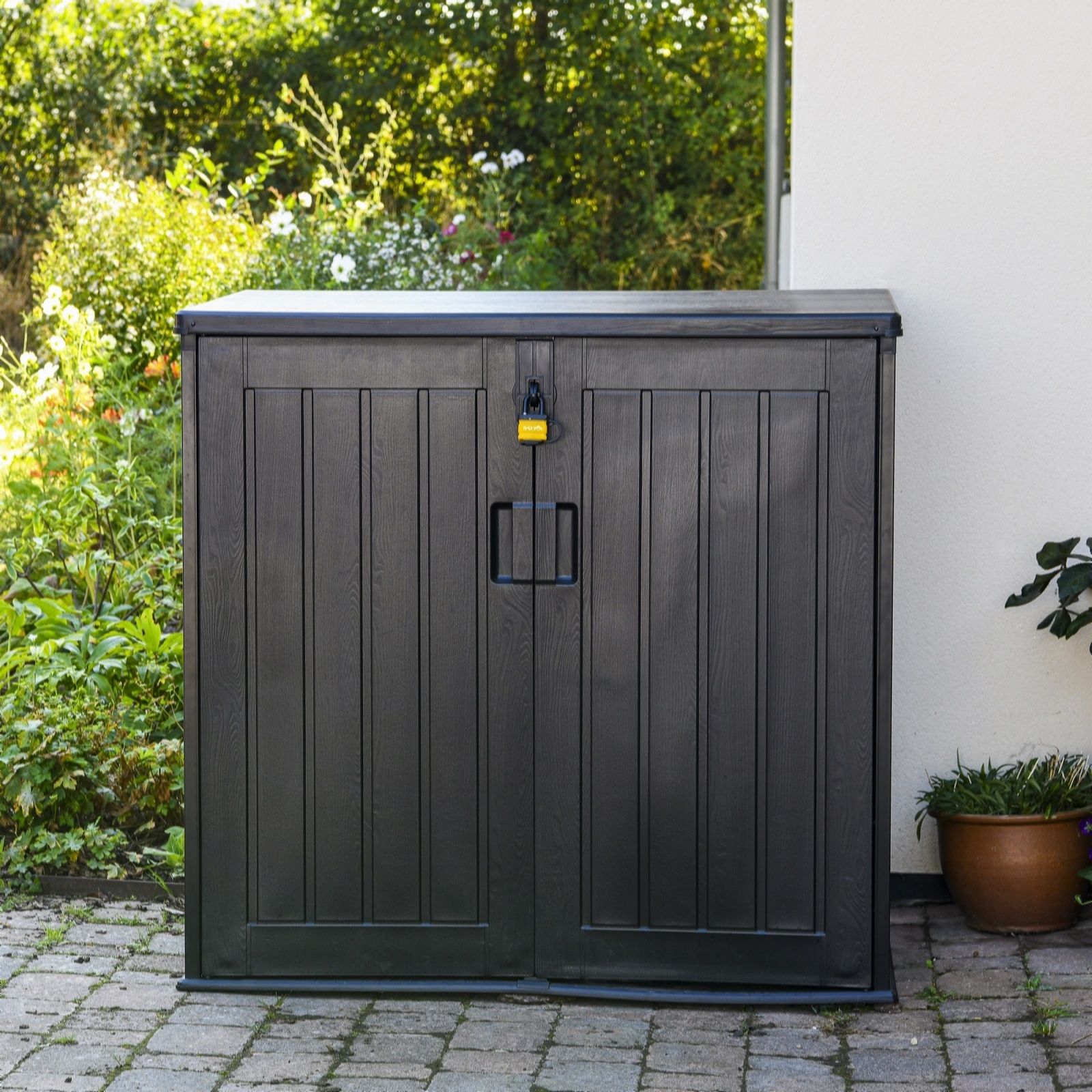 Thompson & Morgan 775L Storage Shed