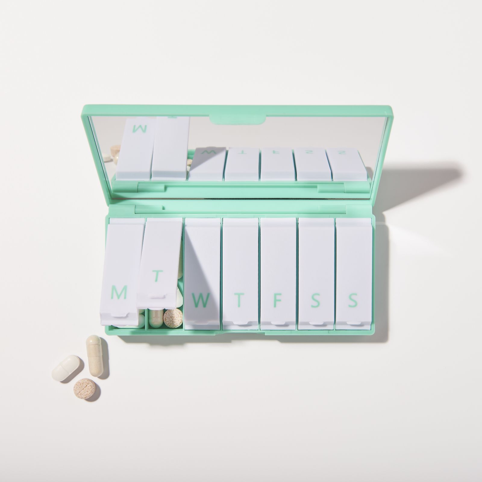 Tabuu 7 Day Pill Case with Mirror