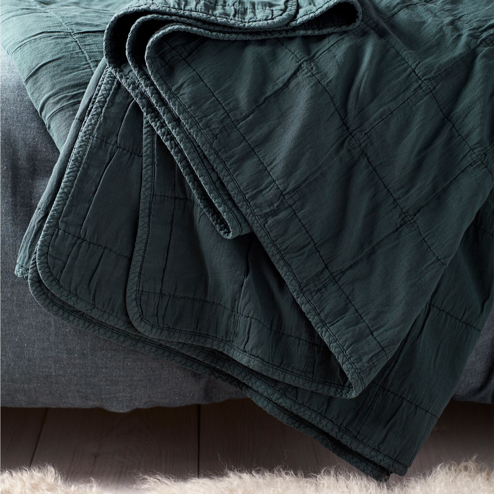 Secret Linen Store Finn 100% Cotton Quilted Throw
