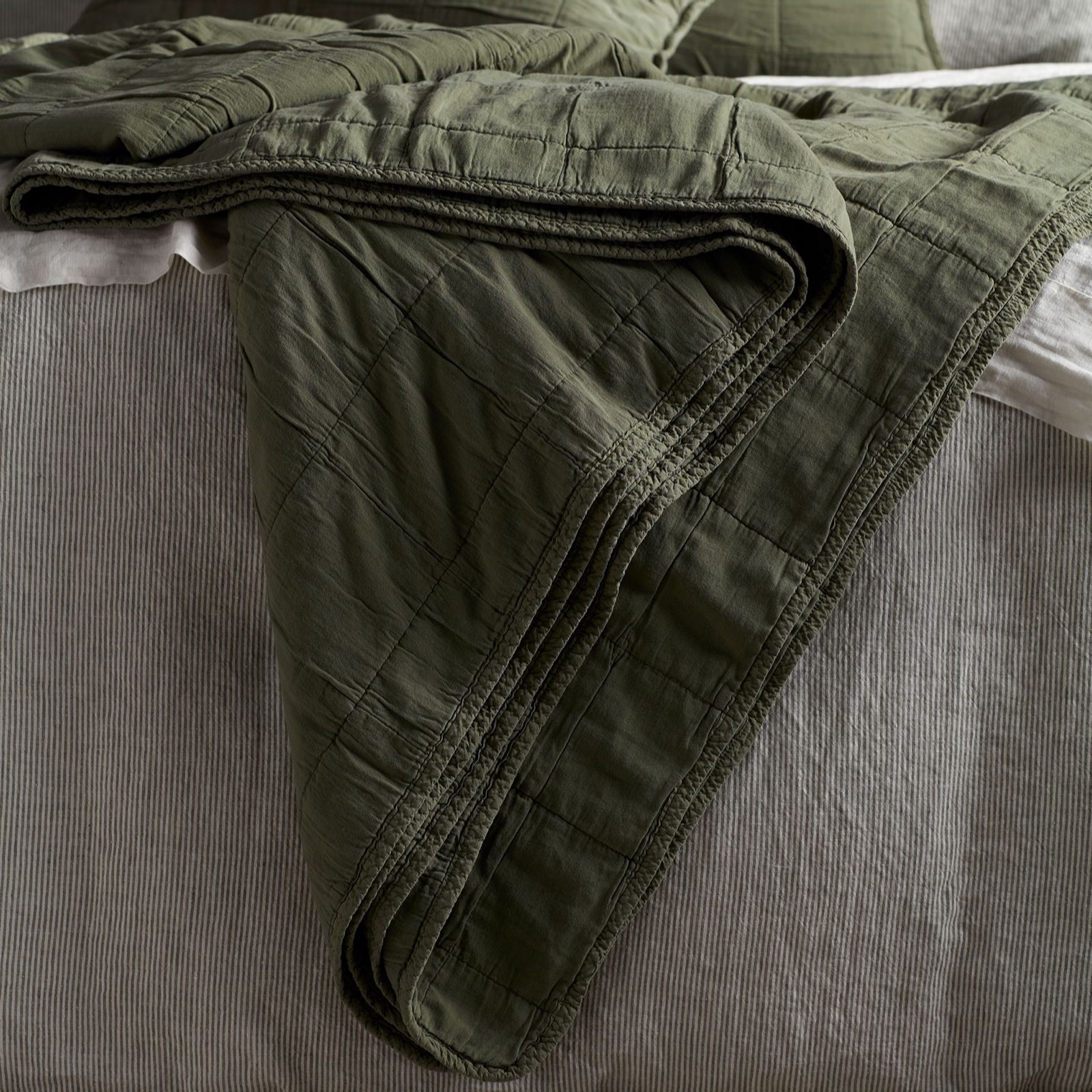 Secret Linen Store Finn 100% Cotton Quilted Throw