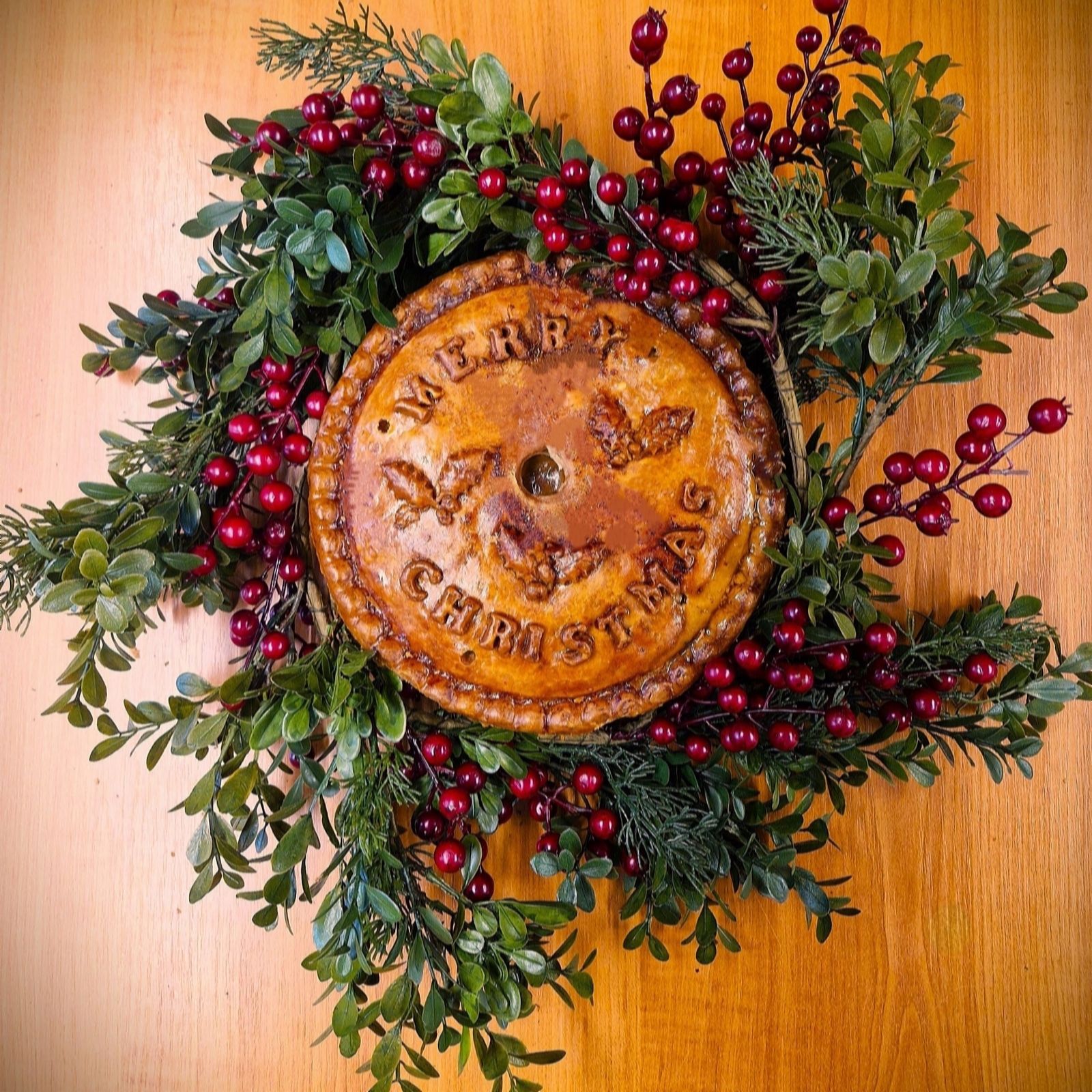 Toppings Hancrafted 2.2kg Merry Chritsmas Traditional Pork Pie
