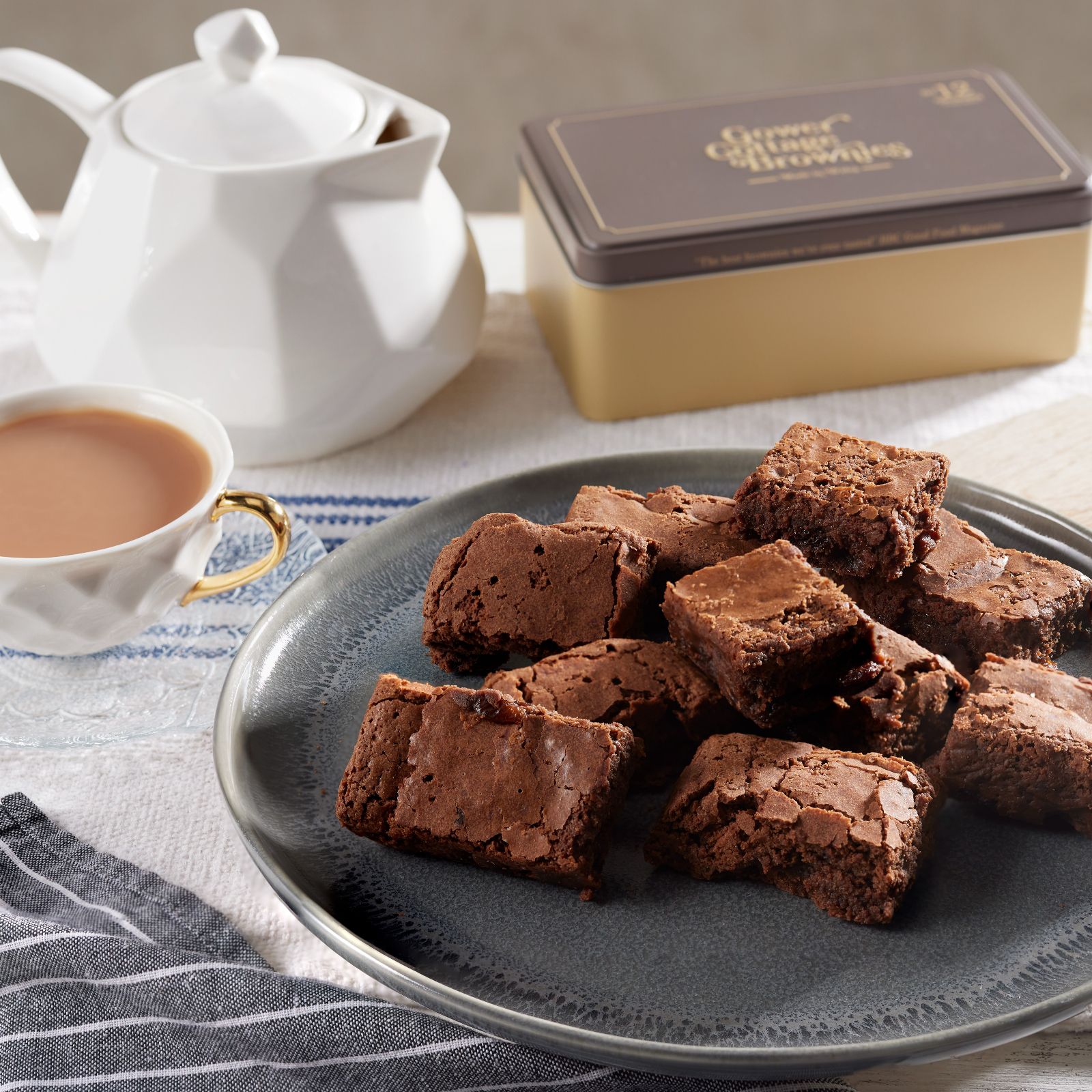 Gower Cottage Set of 12 Winter Flavour Brownies with Tin
