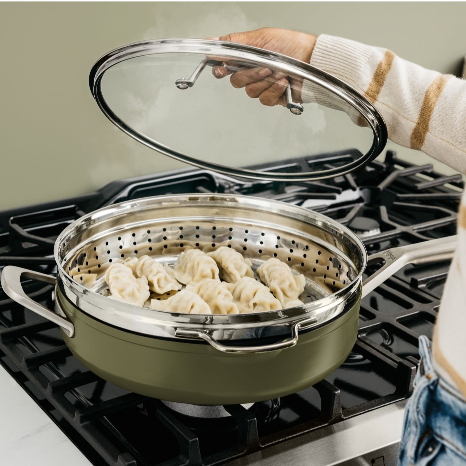 Outlet Ninja Possible Pot or Pan Multifunctional Cookware QVC UK