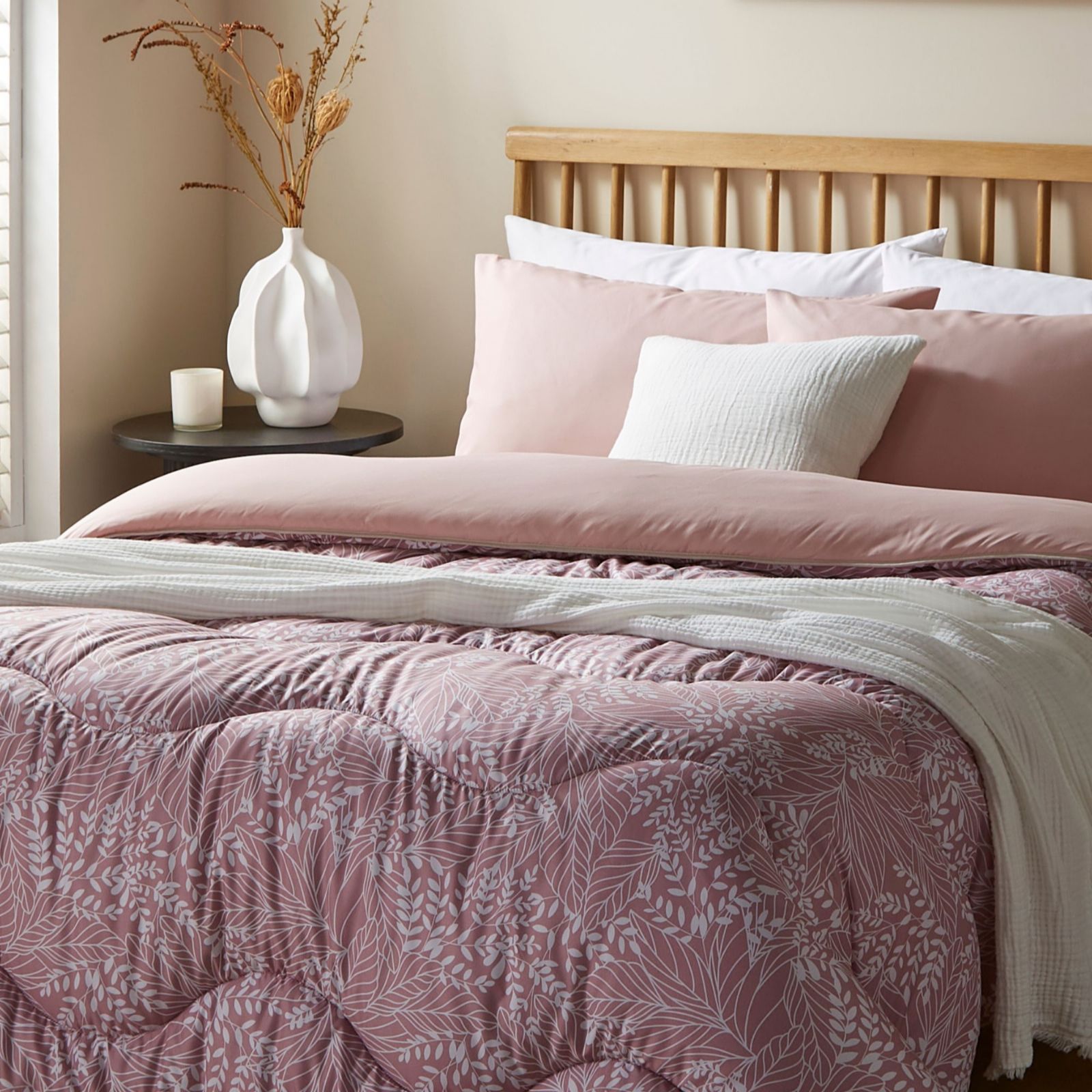 Night Lark Seersucker Linear Leaf Coverless 10.5 Tog Duvet & Pillowcase Set