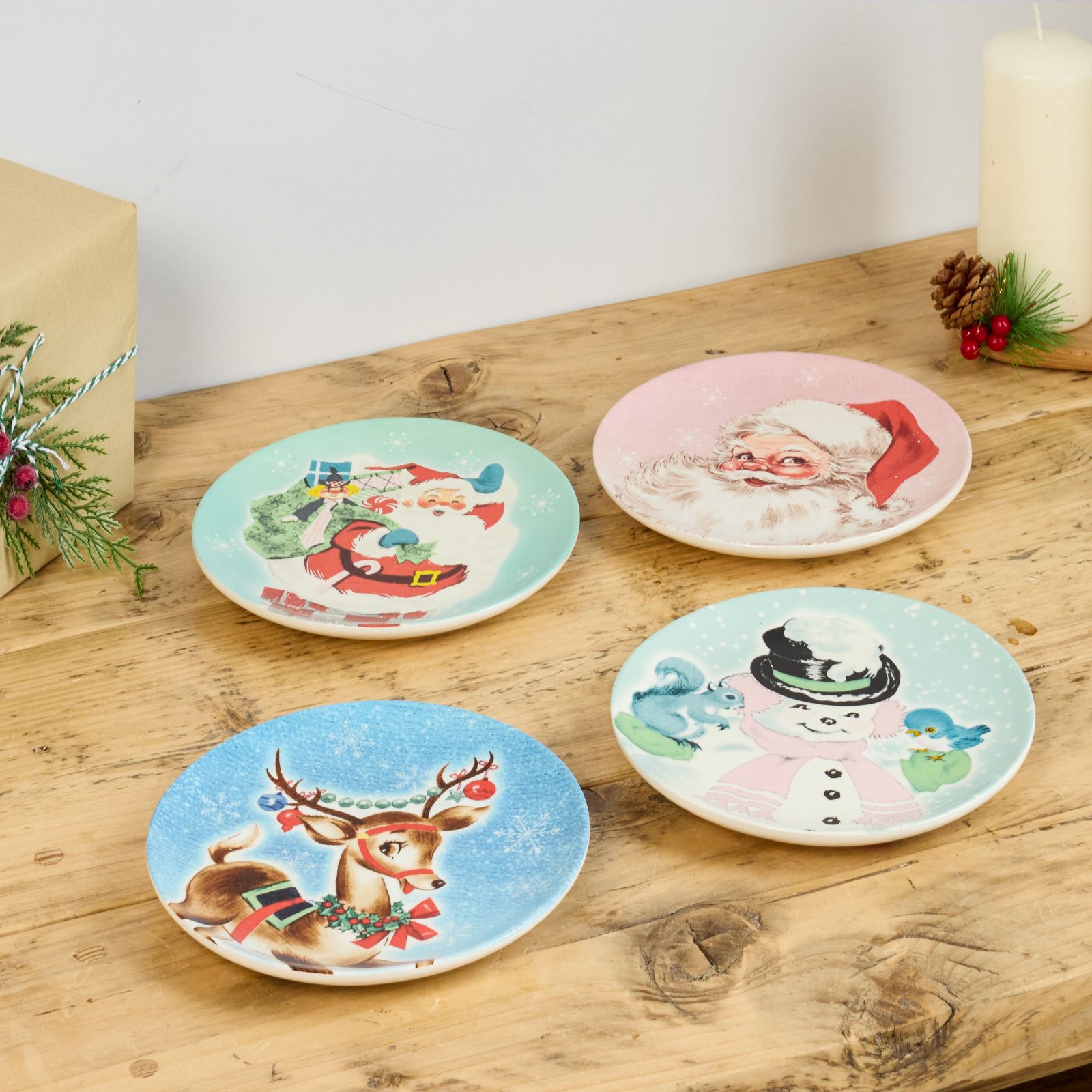 Mr Christmas Set of 4 Vintage Print Christmas Plates