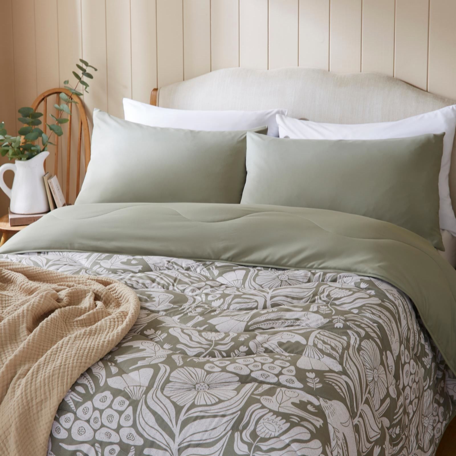 Night Lark Olive Meadow 6 Tog Coverless Duvet & Pillowcase Bundle