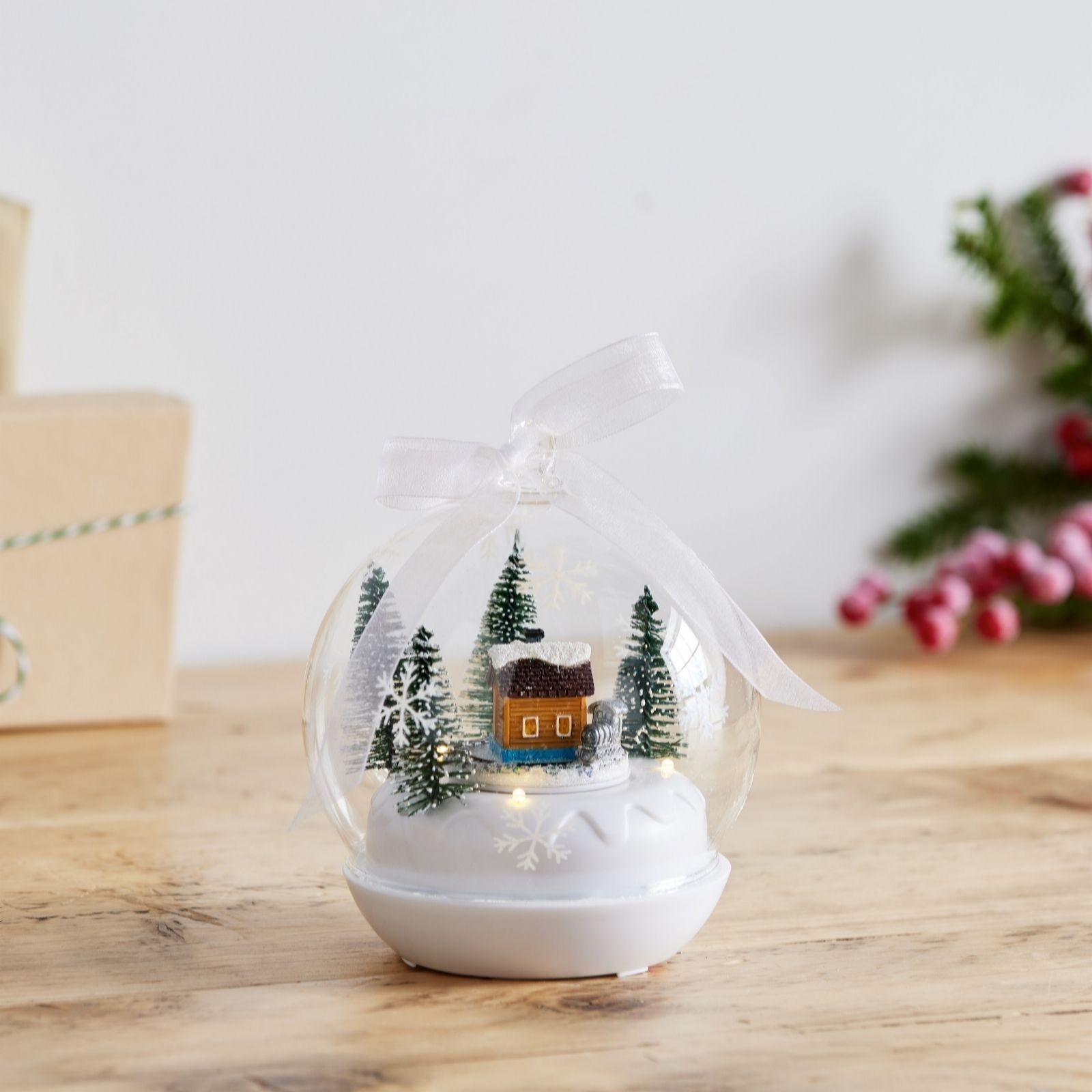 Outlet Santa Express Rotating Christmas Scene in Bauble