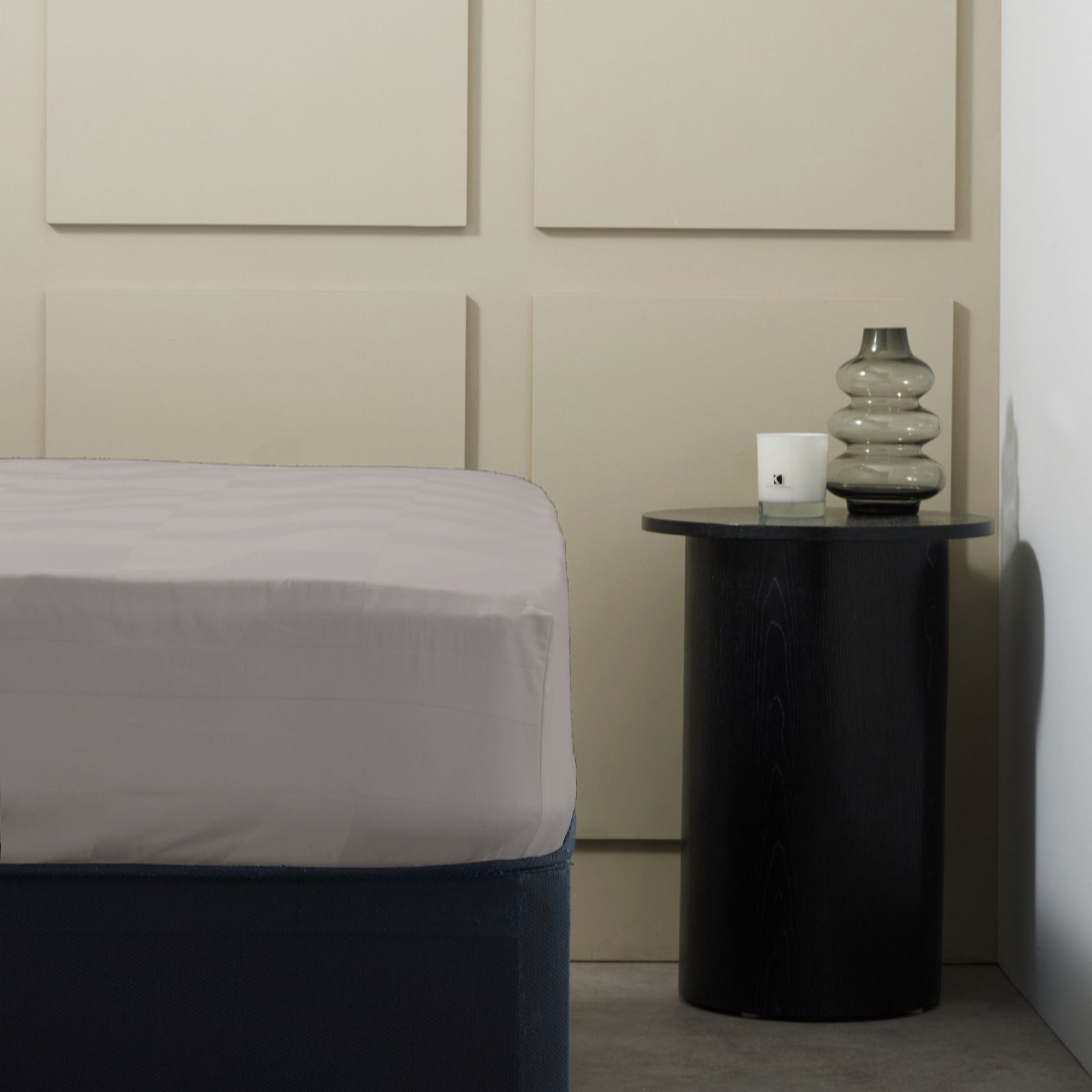 Outlet K by Kelly Hoppen 100% Cotton 1x Jacquard& 1x Plain Fitted Sheet