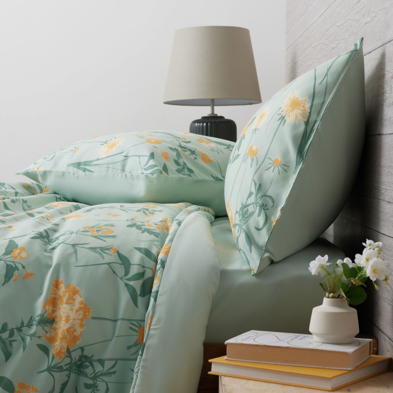 Outlet Supersoft by Cozee Home Floral Printed 4 Piece Duvet Set