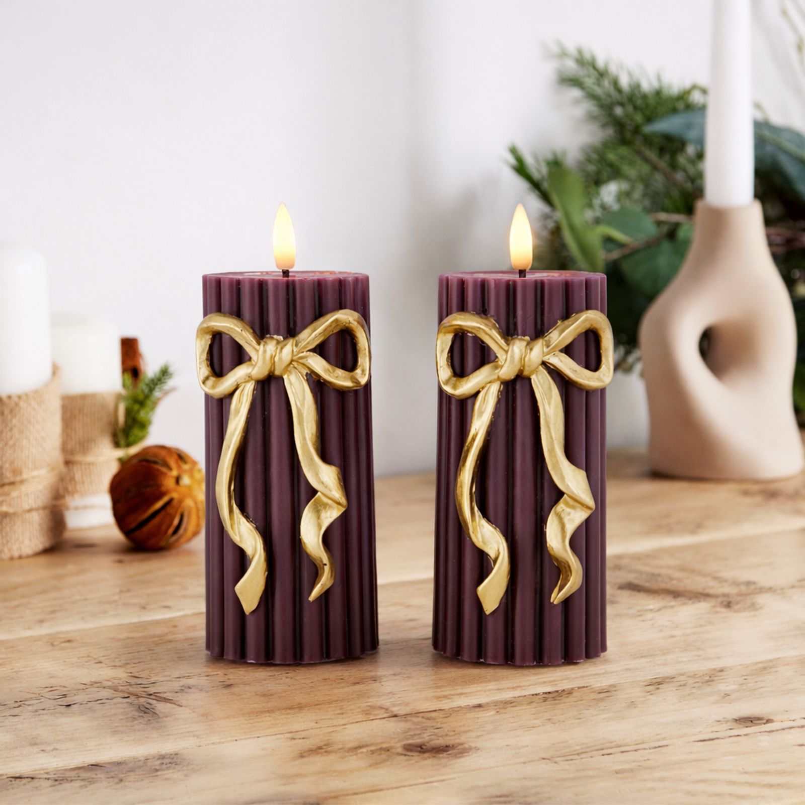 Home Stories Set Of 2 Bow LED Flameless Pillar Candles