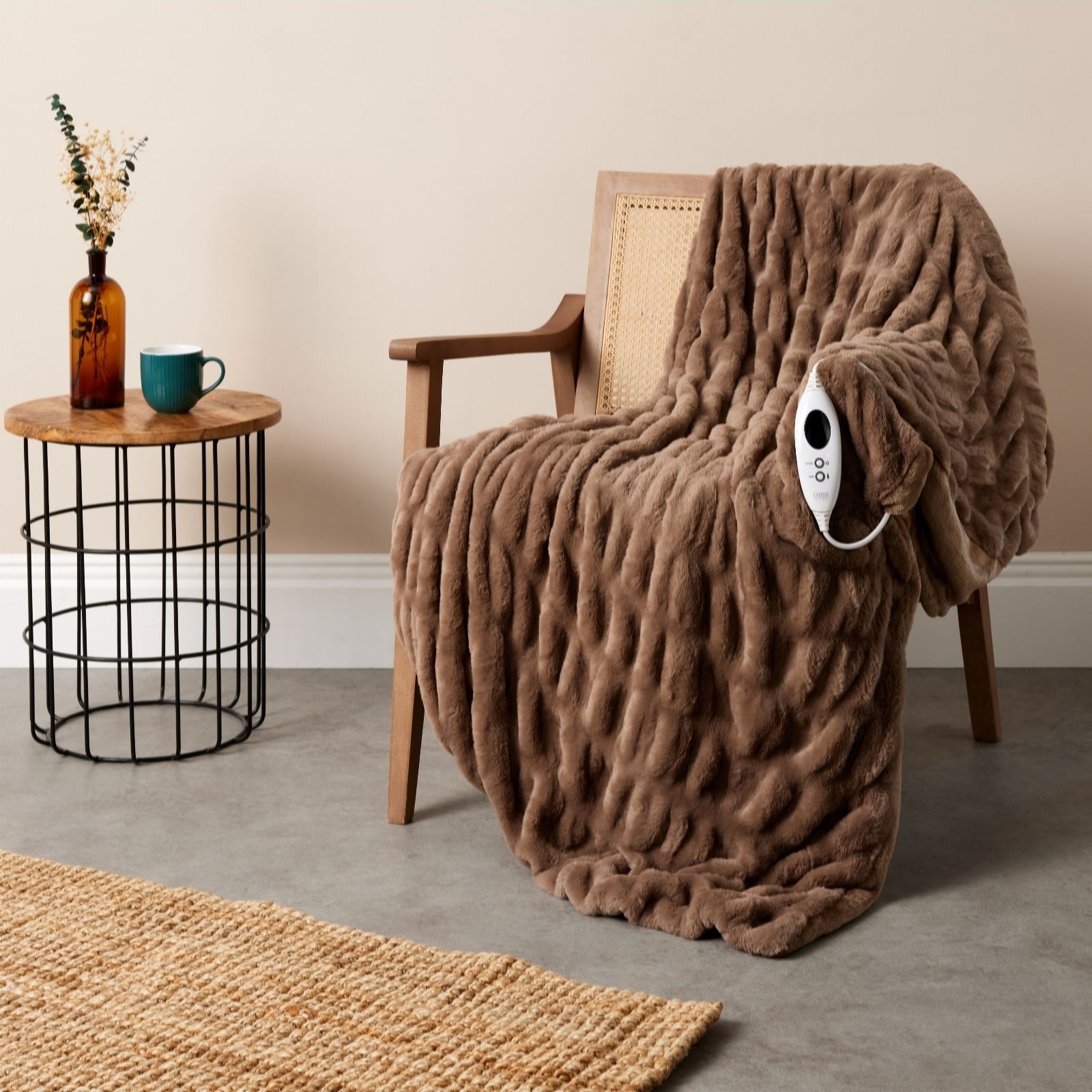 Outlet Cozee Home Luxury Ruched Faux Fur & Velvetsoft Heated Throw