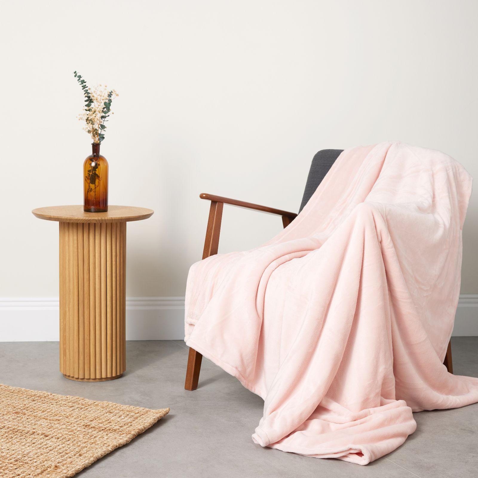 Cozee Home Family Sized Velvetsoft Throw