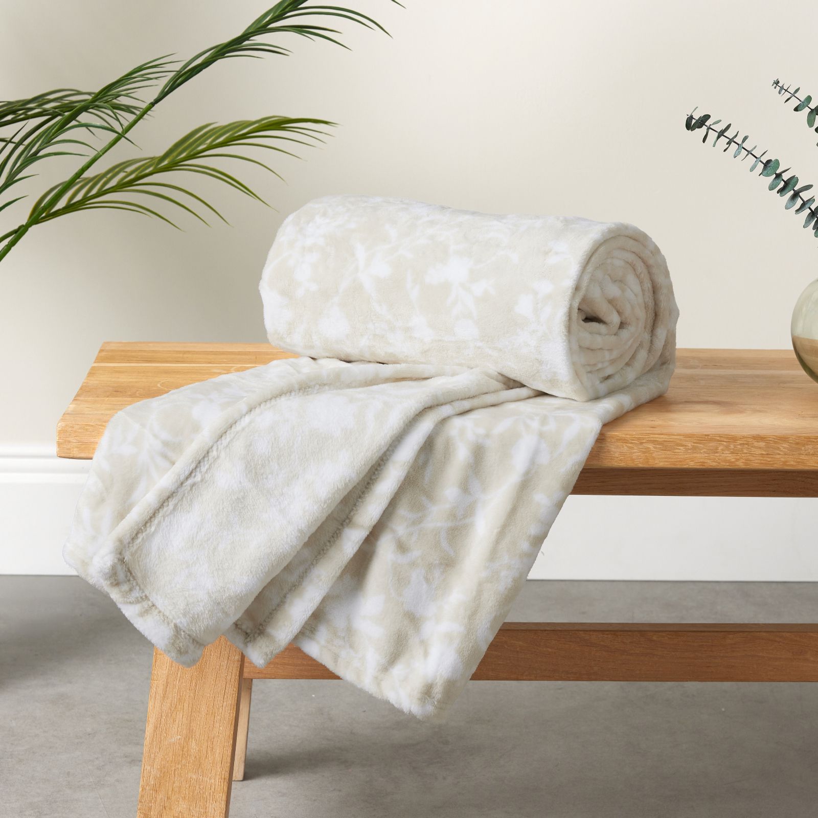 Outlet Cozee Home Everyday Collection Printed Plush Throw