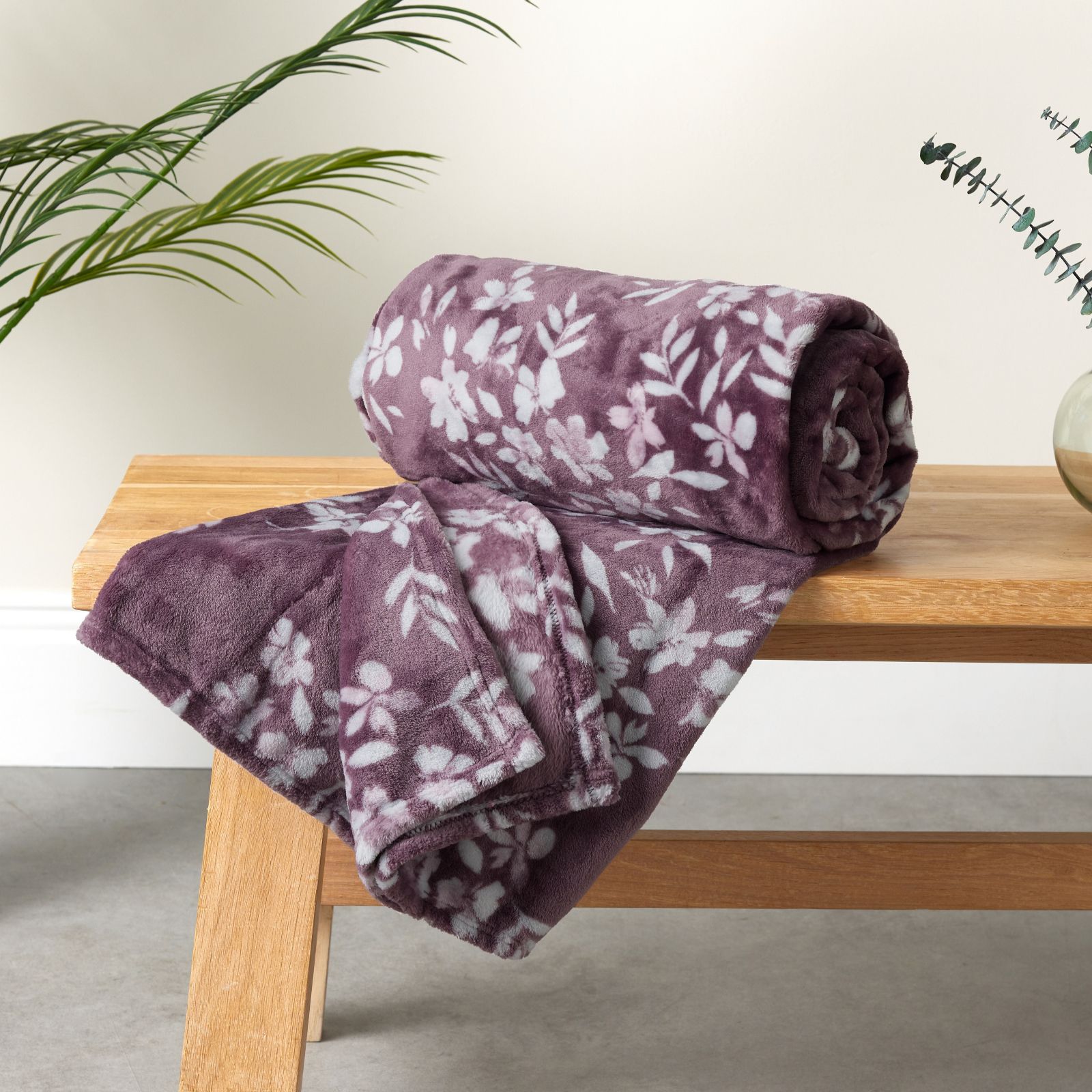 Outlet Cozee Home Everyday Collection Printed Plush Throw
