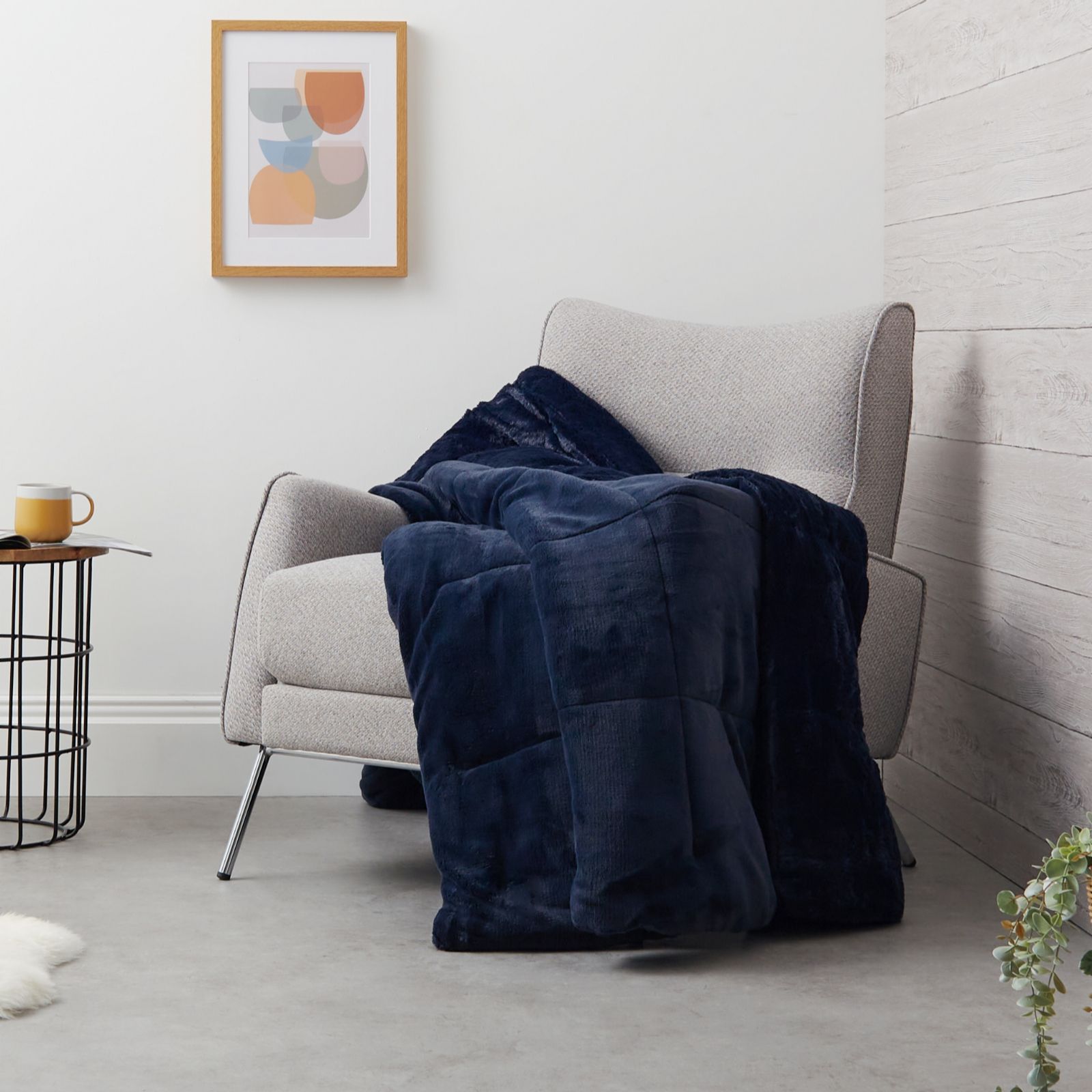 Cozee Home Velvetsoft Filled Throw