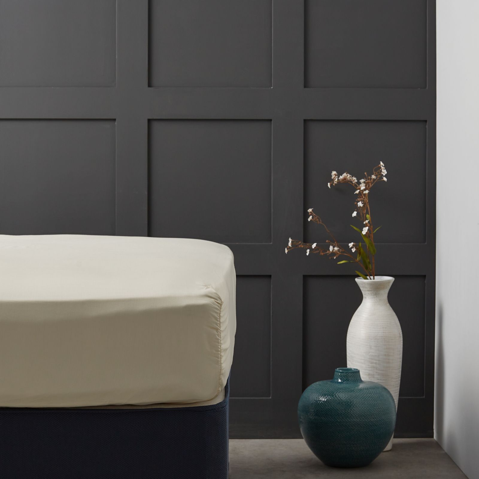 Northern Nights 300TC 100% Cotton Sateen Set of 2 Deep Pocket Fitted Sheets