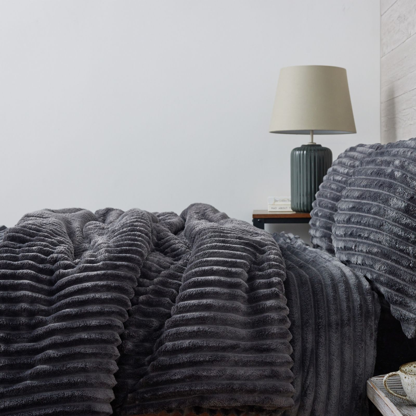 Cozee Home Ribbed Filled Cocoon Bedspread