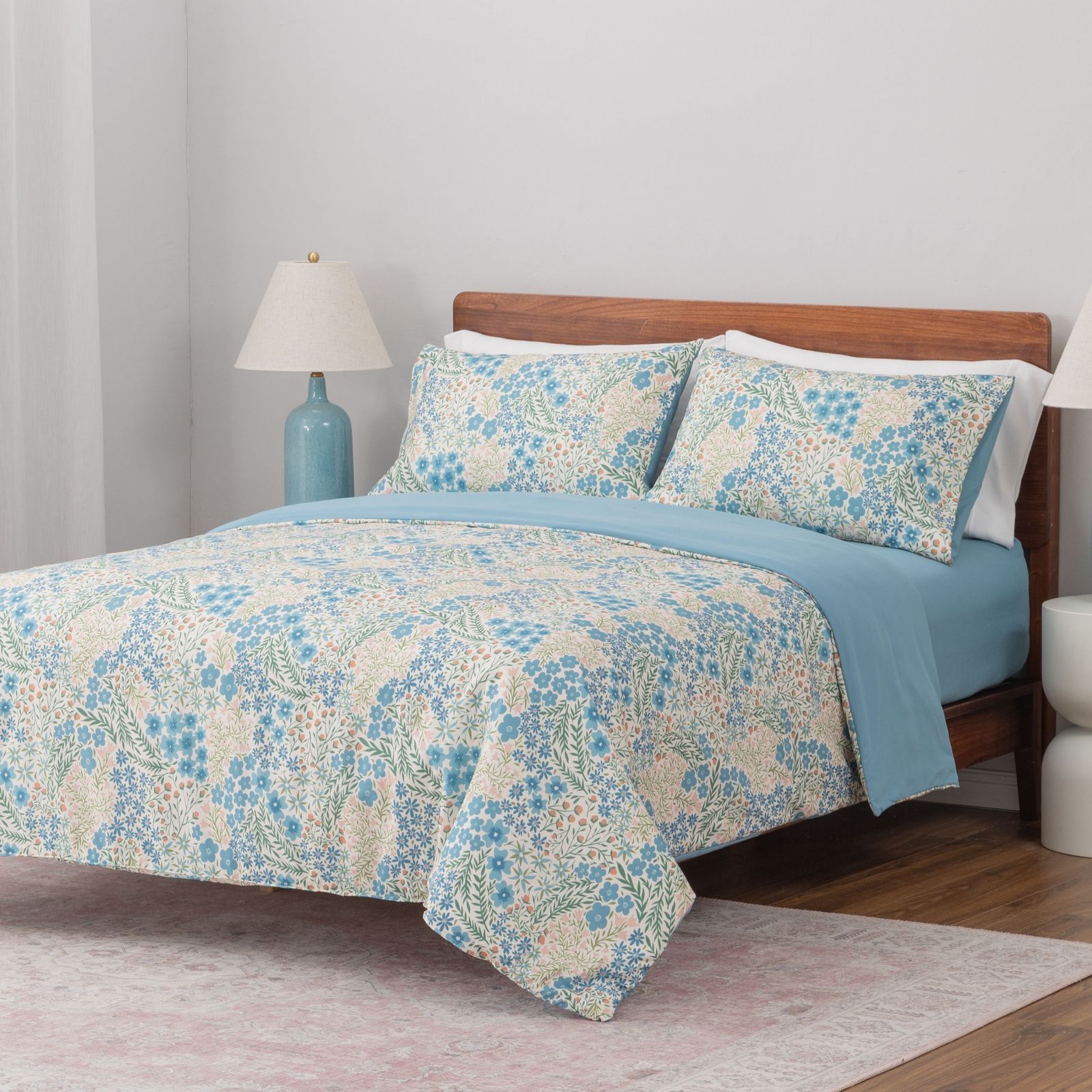 Outlet Supersoft by Cozee Home Patchwork Floral 4 Piece Duvet Set