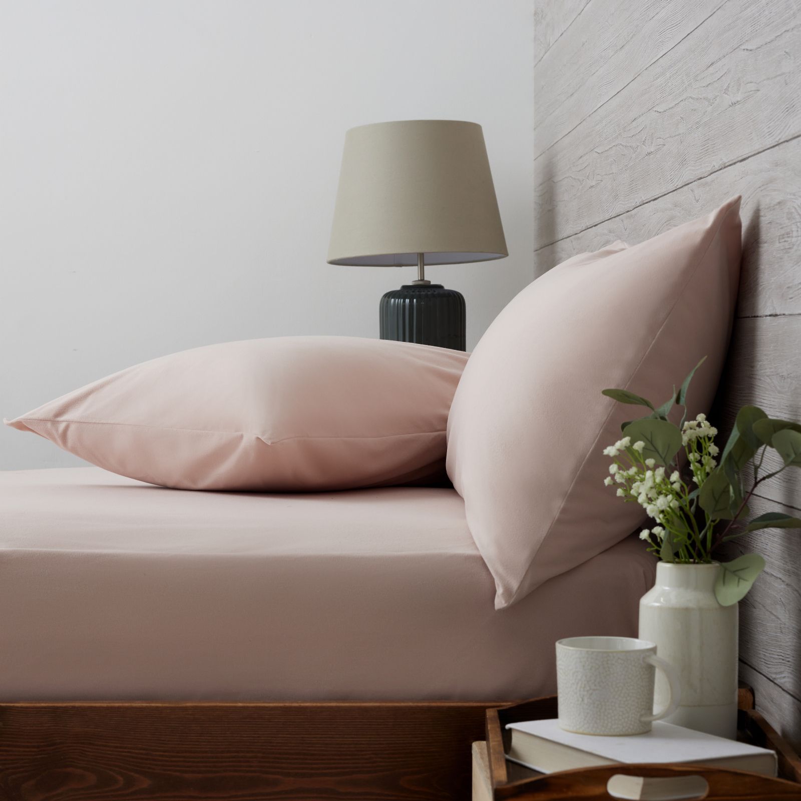 Outlet Cozee Home Fitted Sheets and Pillowcases Collection