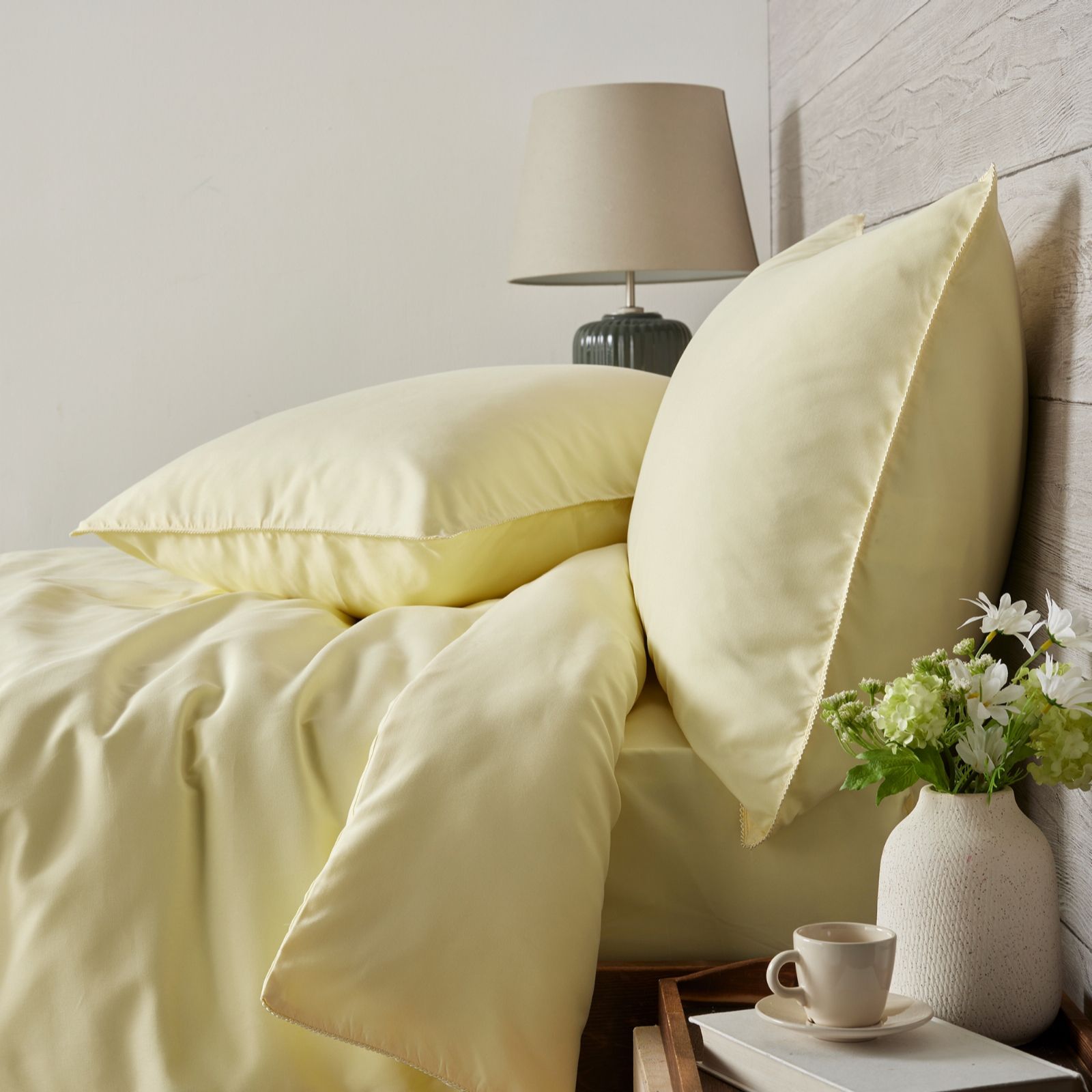 Supersoft by Cozee Home 4 Piece Duvet Set w/Border Trim