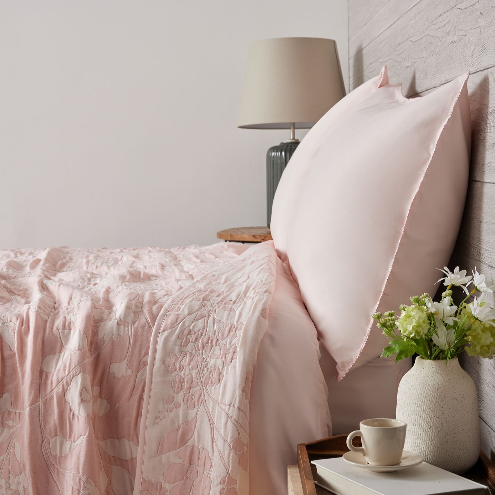 Cozee Home Reversible Floral Matelasse Throw