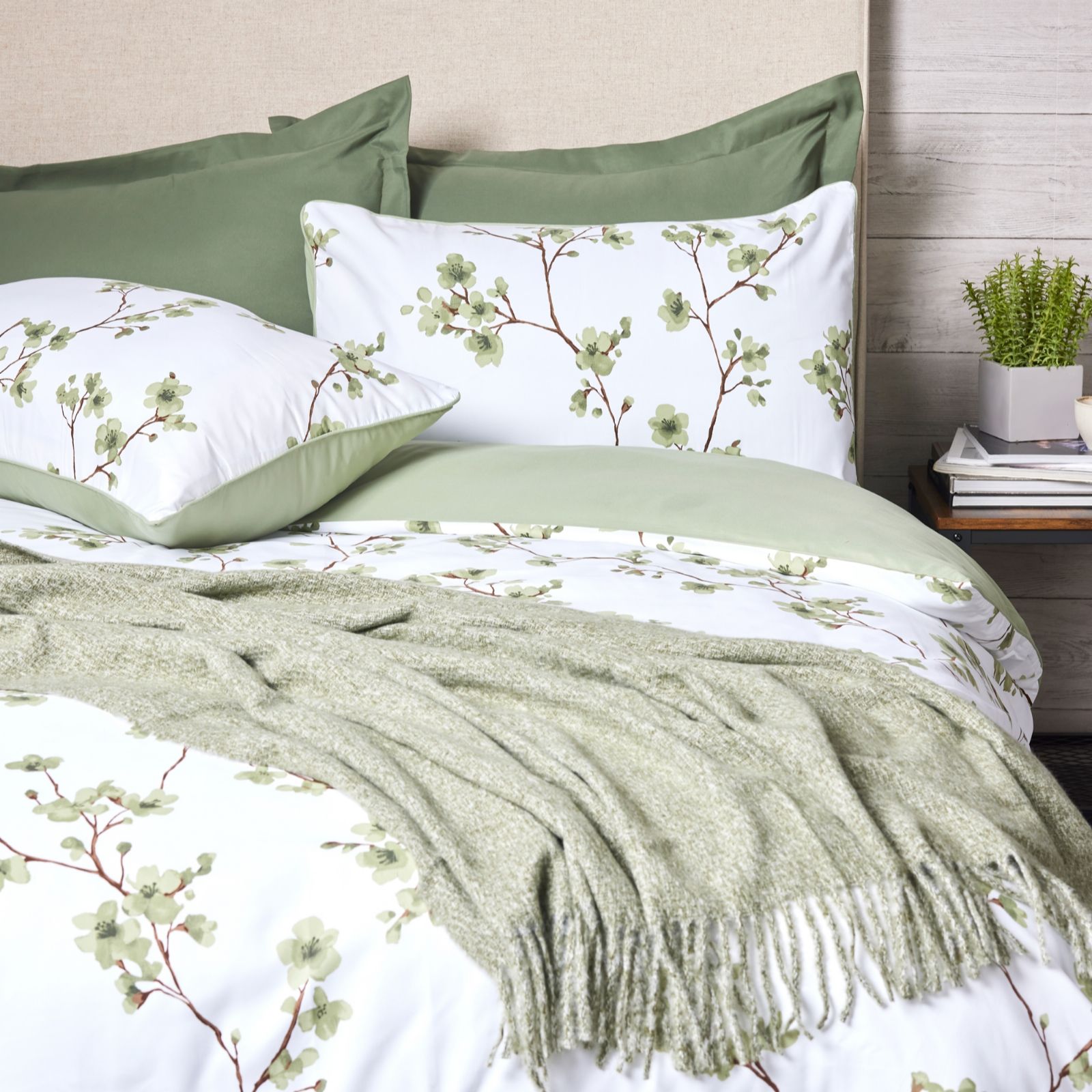 Outlet Cozee Home Ultimate 7 Piece Duvet Set & Throw Botanical