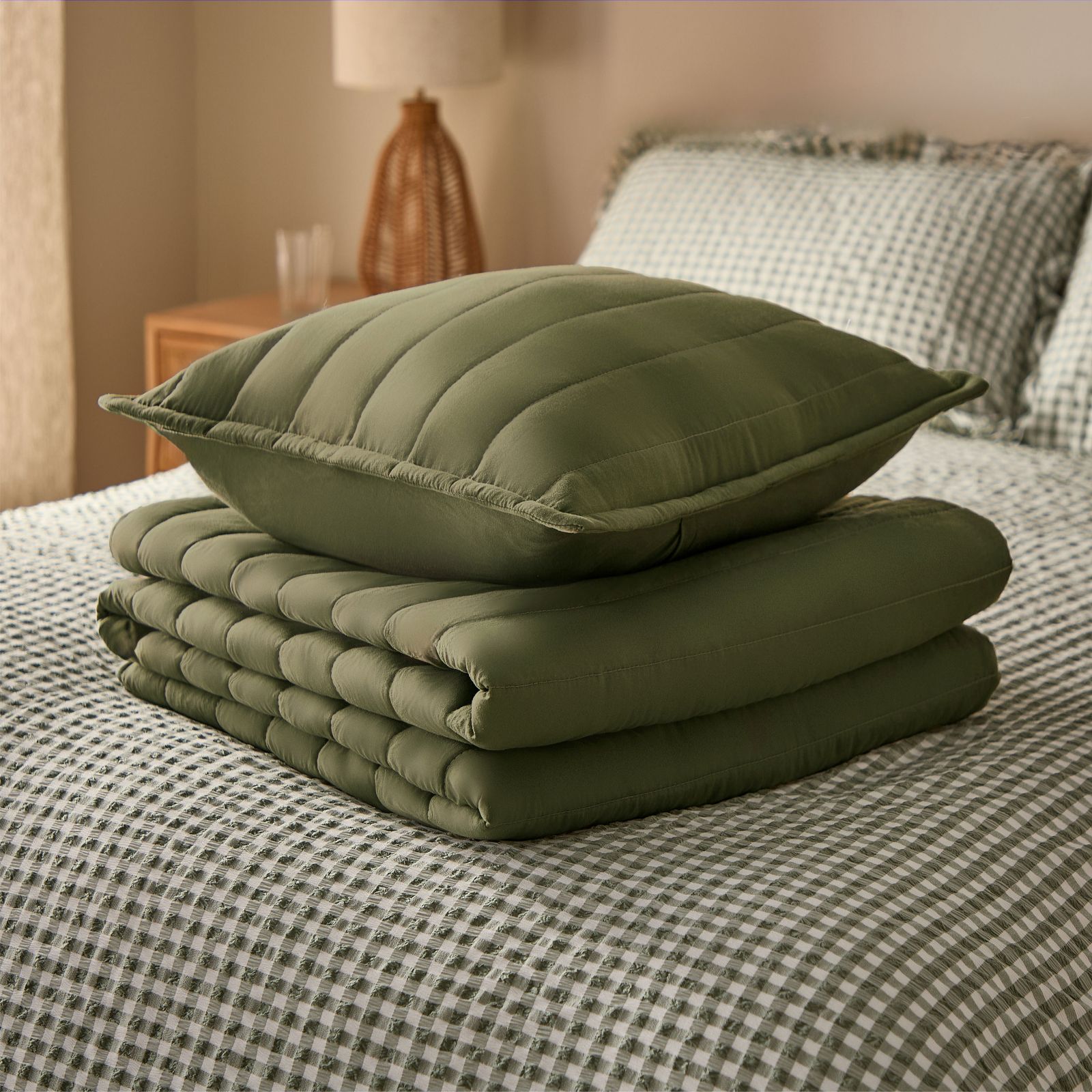 Silentnight Quilted Cushion
