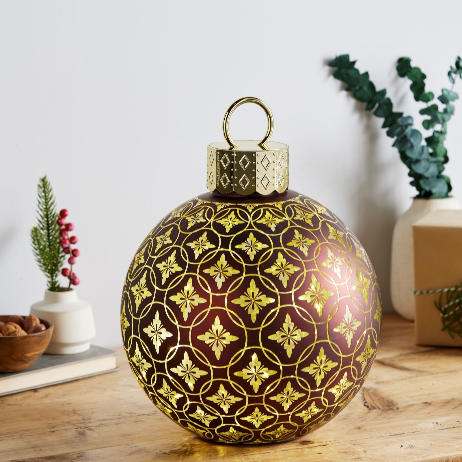 Home Stories Pre Lit Large Bauble Decor