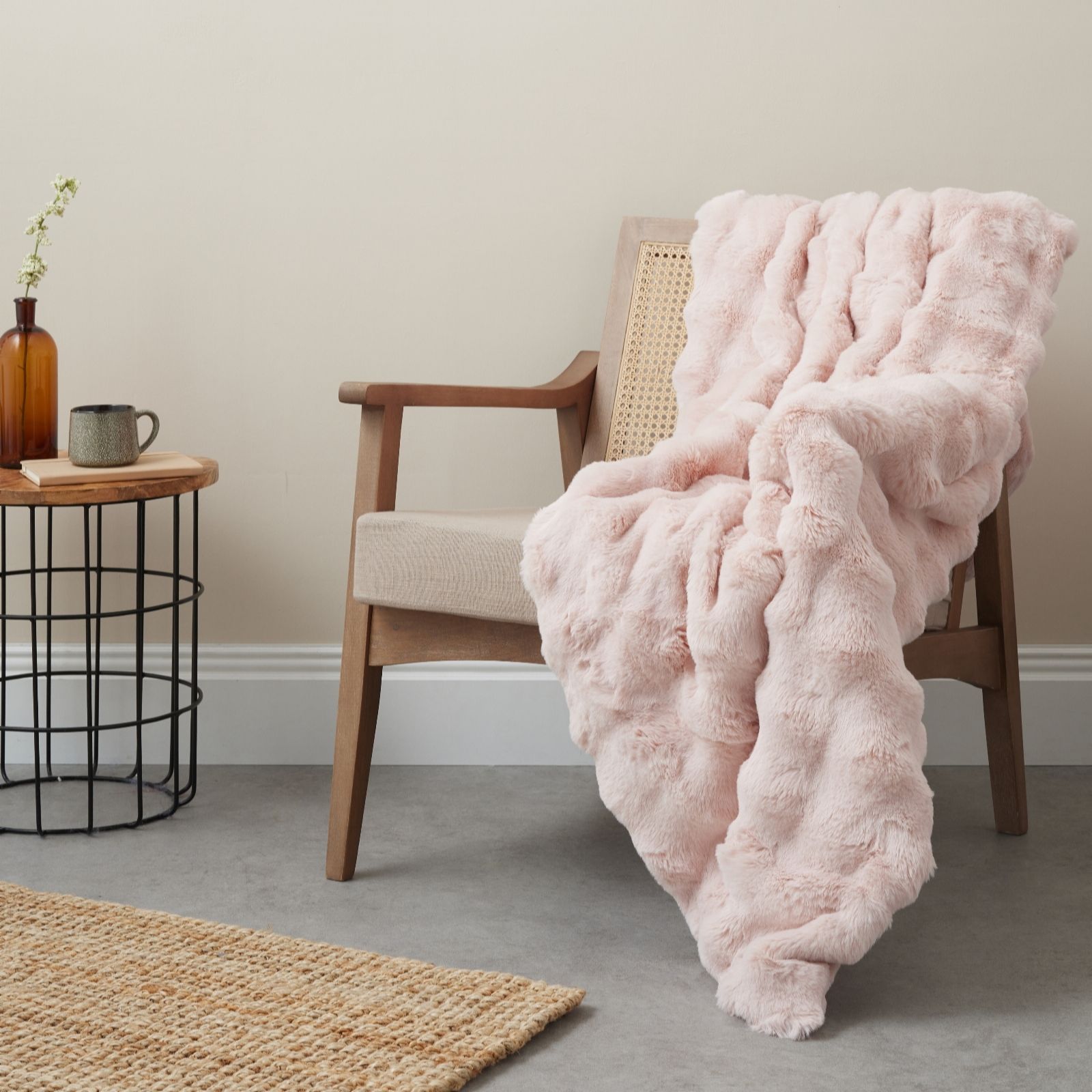 Outlet Cozee Home Giftable Textured Luxury Faux Fur Throw