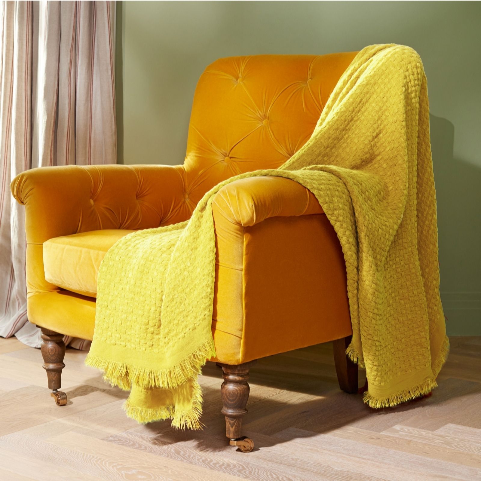 Outlet Cozee Home Lightweight Textured Throw with Fringe Detail