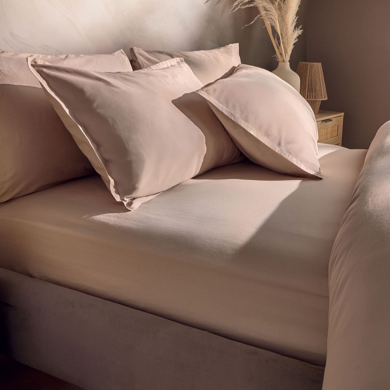 Silentnight Cotton Rich Washed Fitted Sheet