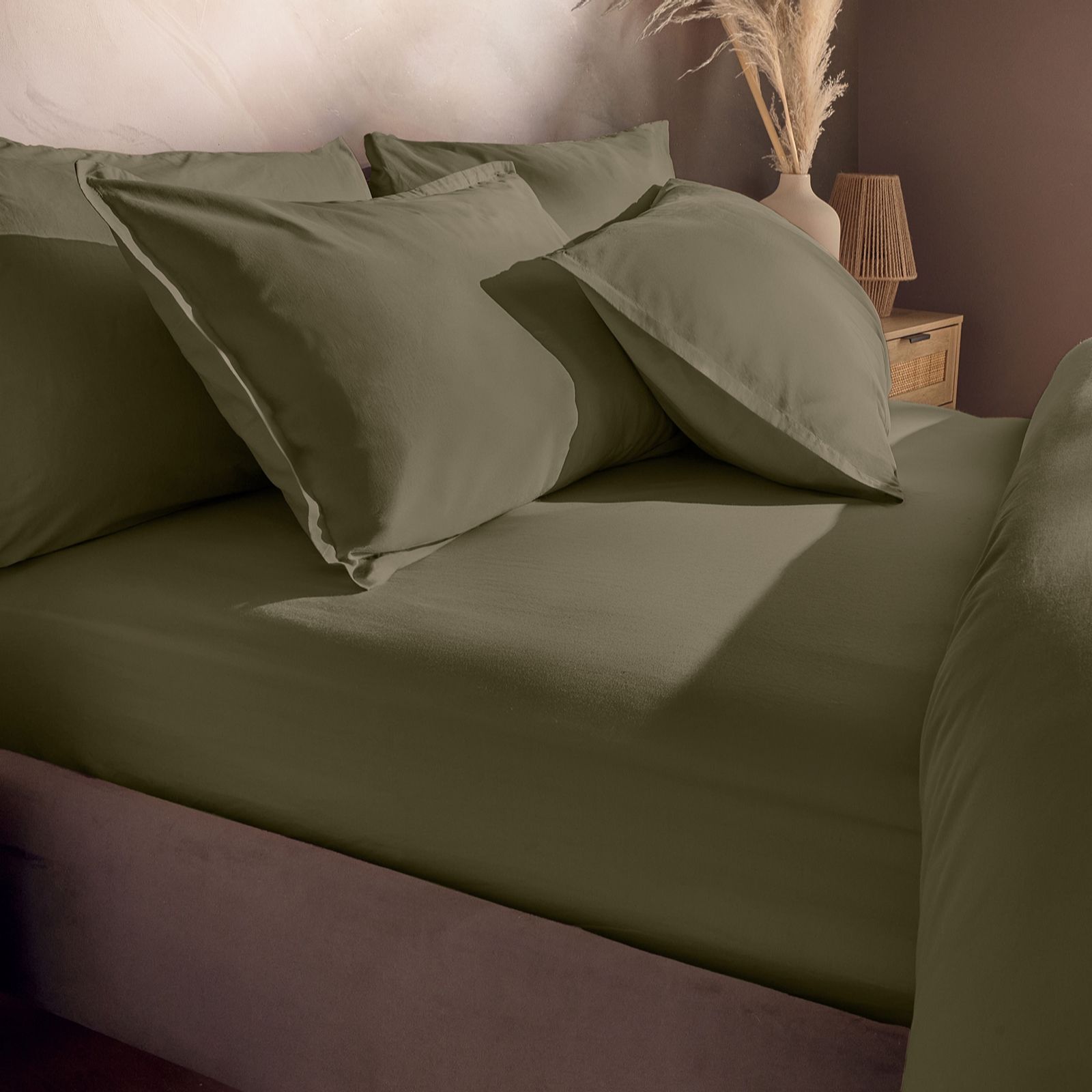 Silentnight Cotton Rich Washed Fitted Sheet