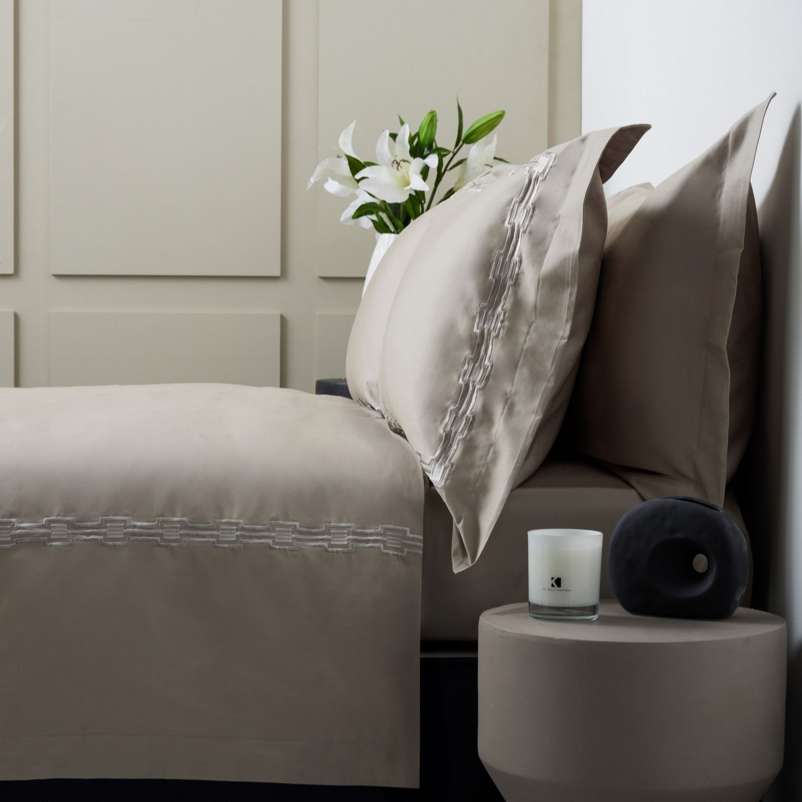 Outlet K by Kelly Hoppen 100% Cotton 400TC Embroidered 6pc Duvet Set