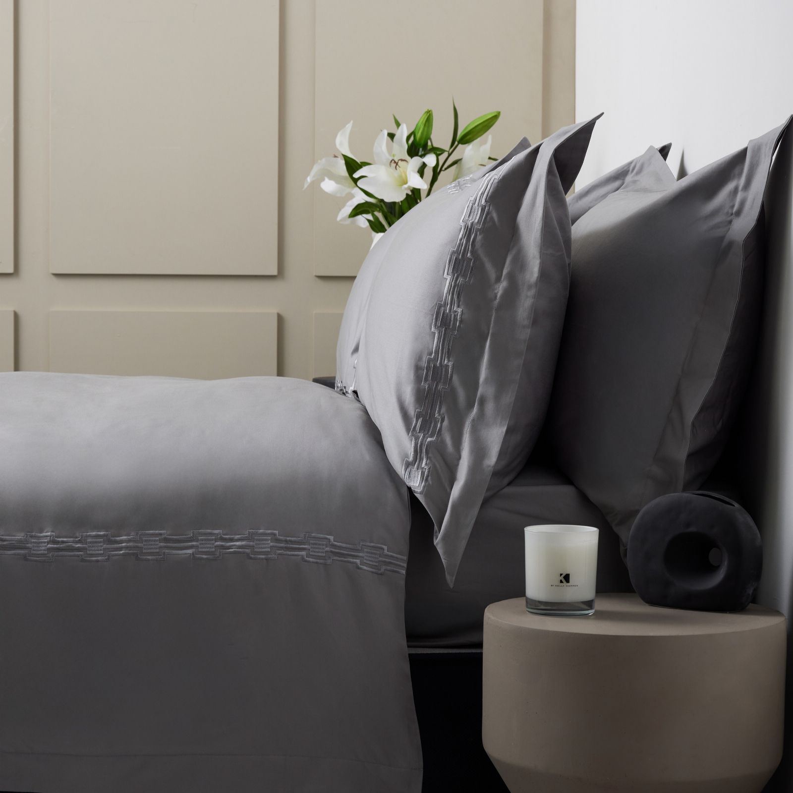 Outlet K by Kelly Hoppen 100% Cotton 400TC Embroidered 6pc Duvet Set