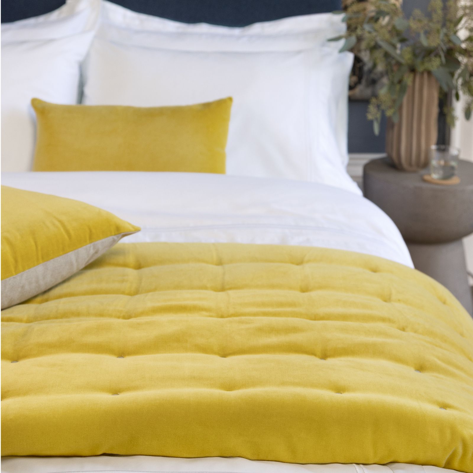 Christy Jaipur Cotton & Velvet Filled Throw