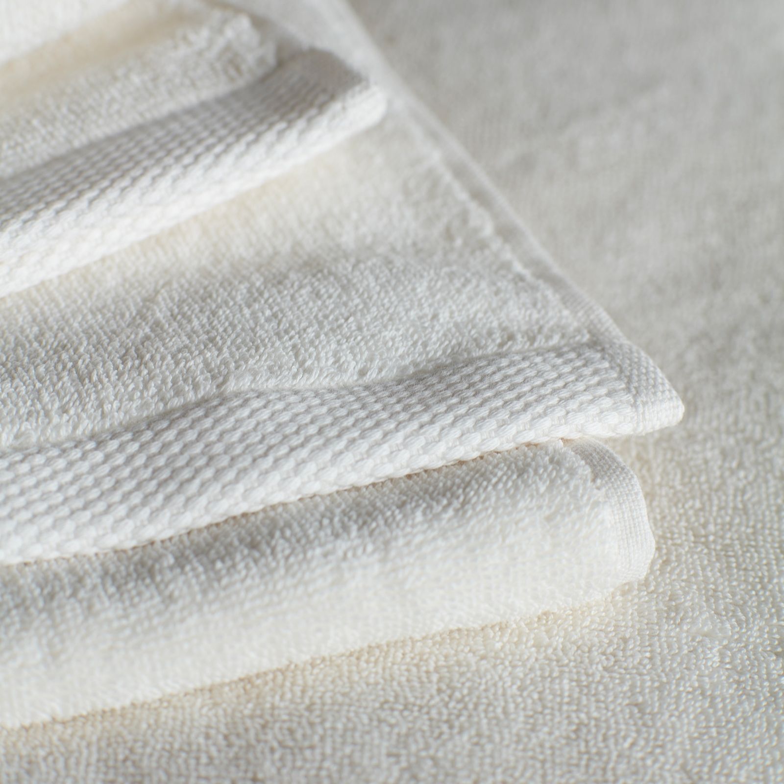 Secret Linen Store Luxury 100% Cotton Towel