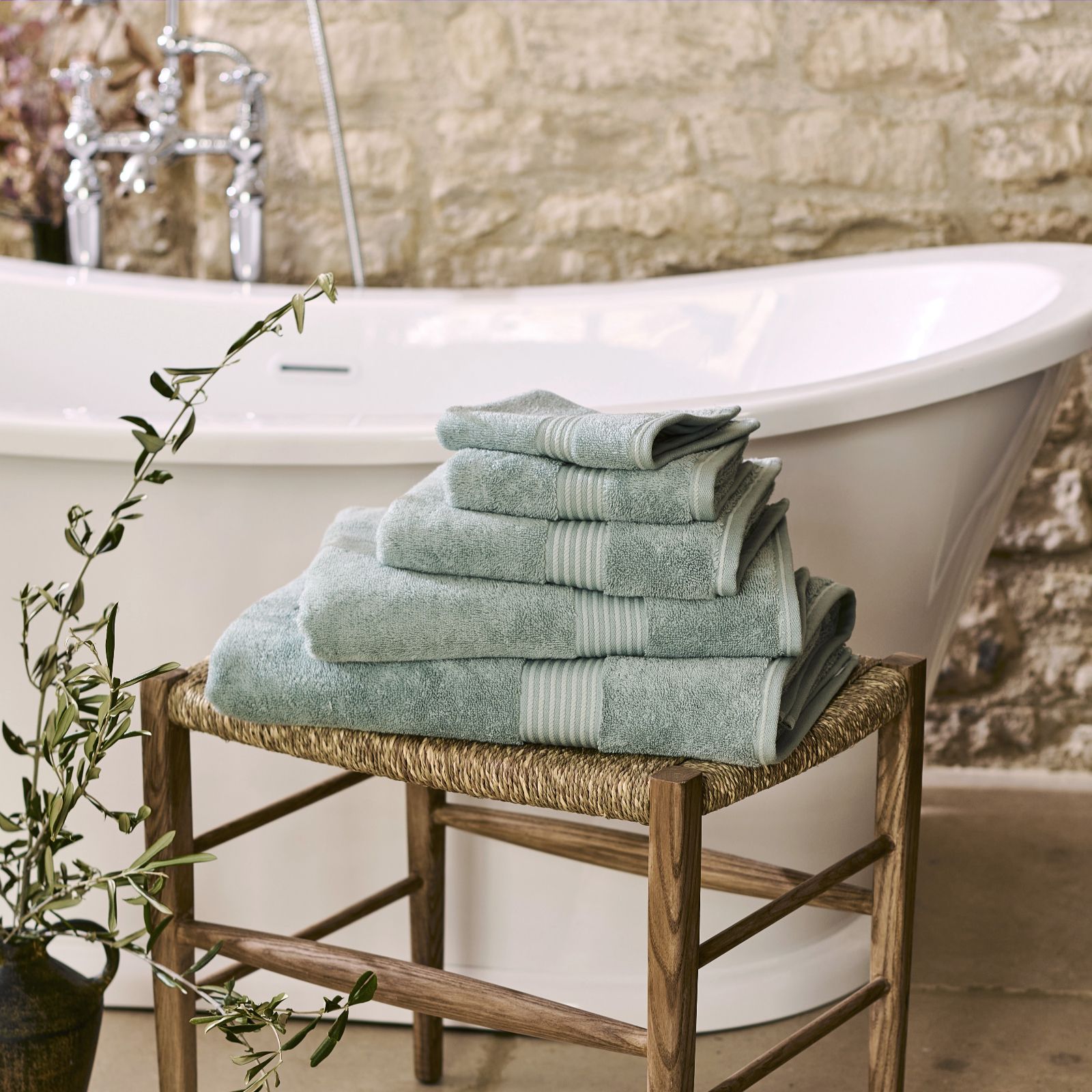 Christy Supreme Hygro 4 Piece Towel Bundle