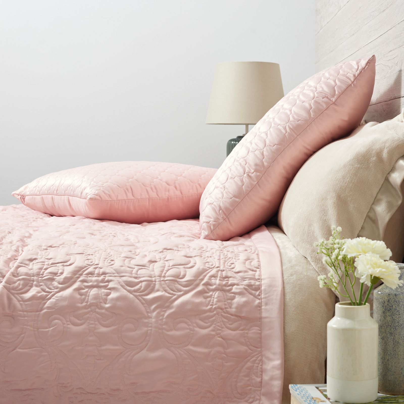 Outlet Cozee Home Satin Set of 2 Oversized Square Filled Cushions