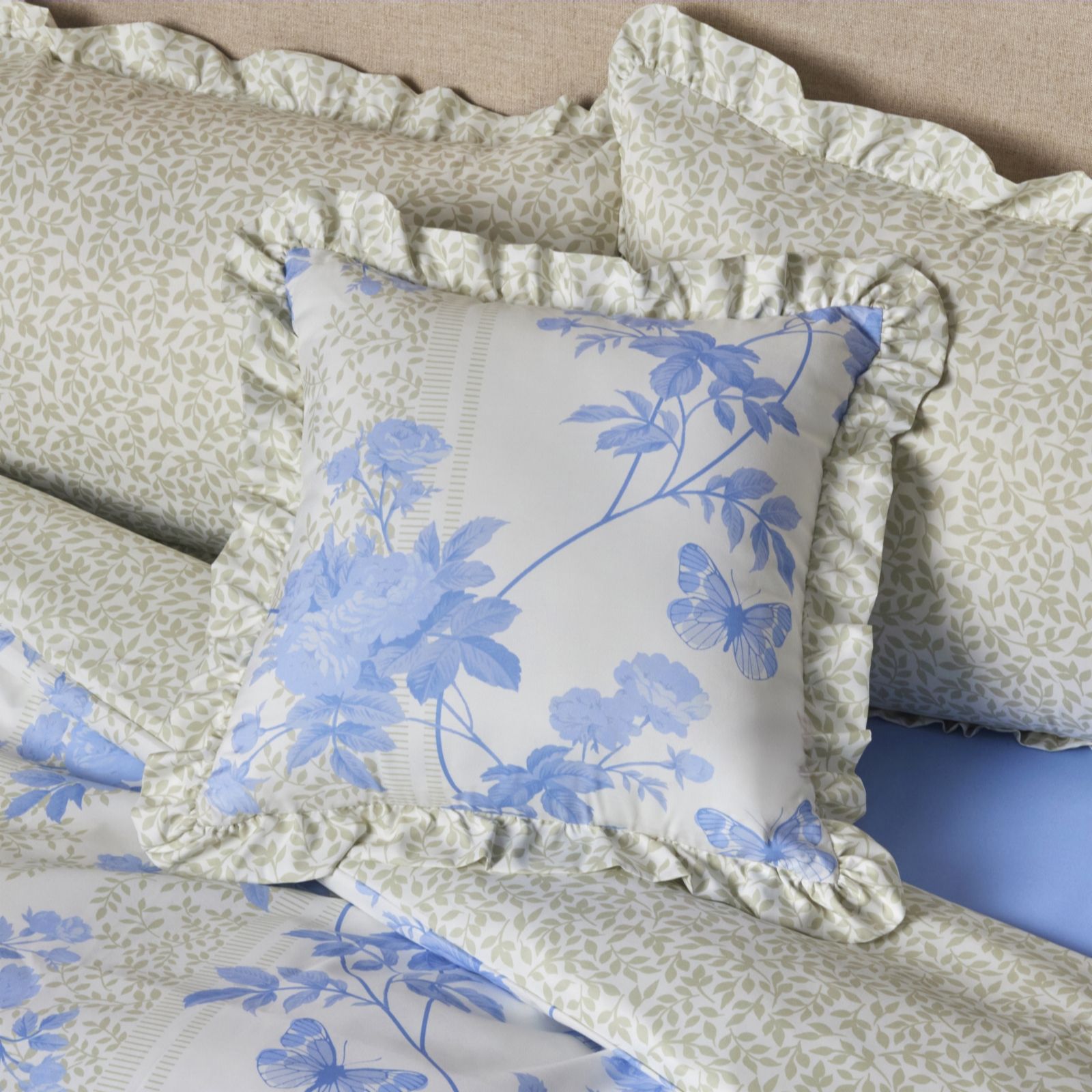 Supersoft by Cozee Home Bordeaux Reversible Cushion