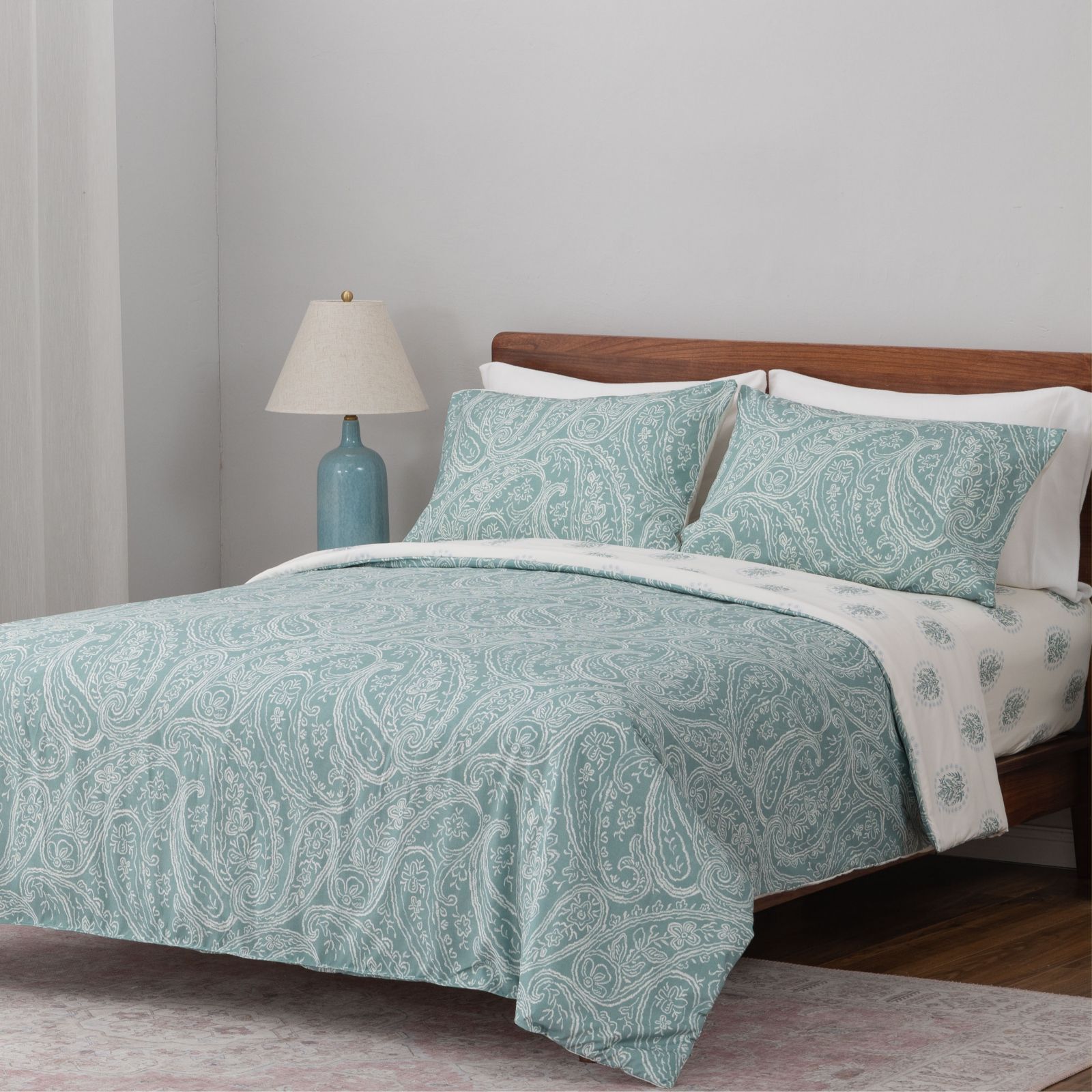 Supersoft by Cozee Home Paisley Floral 4 Piece Duvet Set