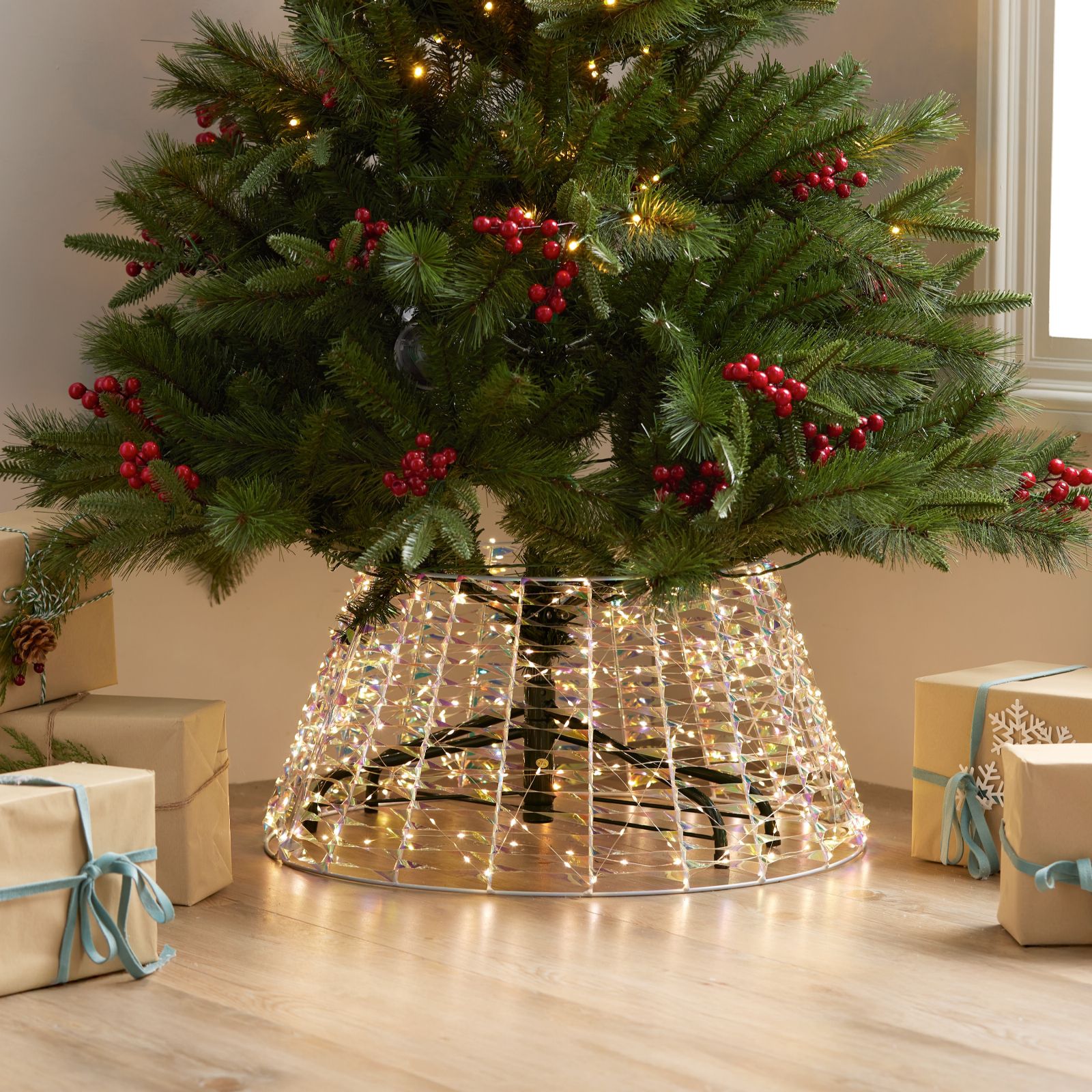 Festive Pre-Lit 58cm Tree Skirt