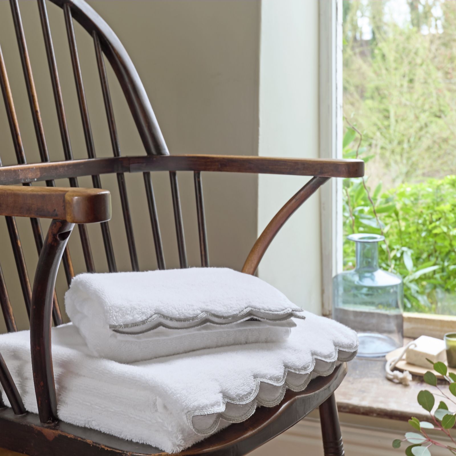 Christy Scallop Edge Towel Bundle