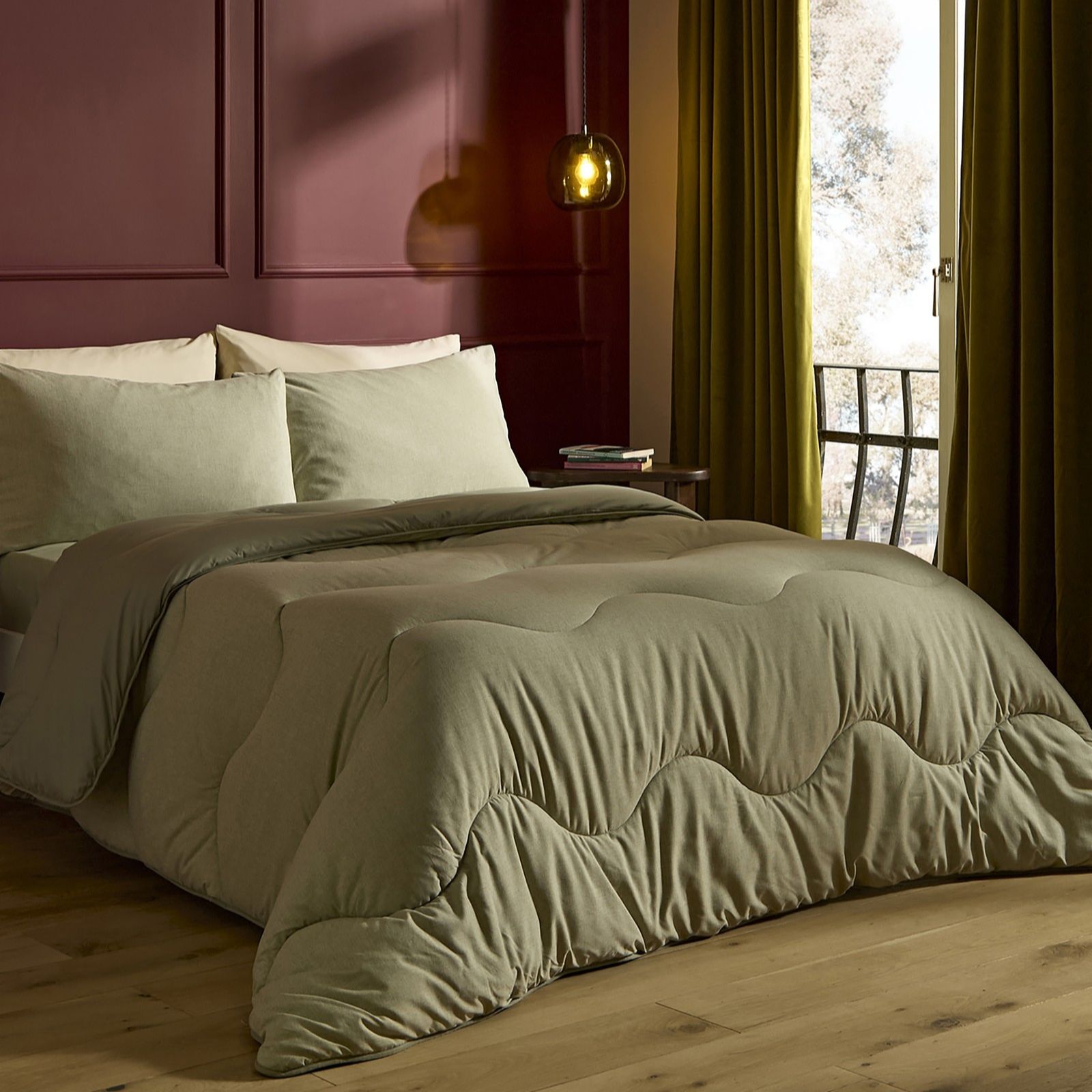 Night Lark Soft Weave 10.5 Tog Coverless Duvet & Pillowcase Bundle