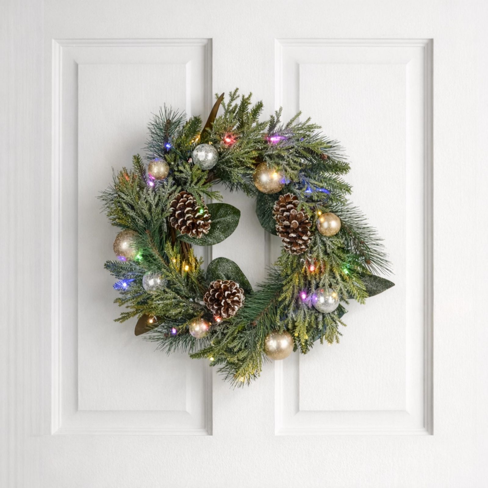 Bethlehem Lights Indoor 50cm Shimmer Pinecone Wreath