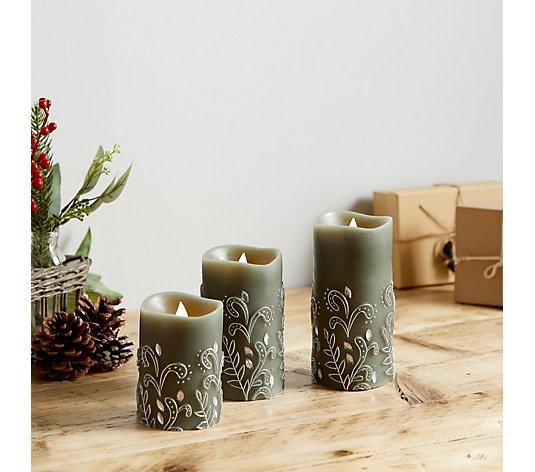 Alison Cork Set of 3 Pre Lit Flameless Candles with Gift Box