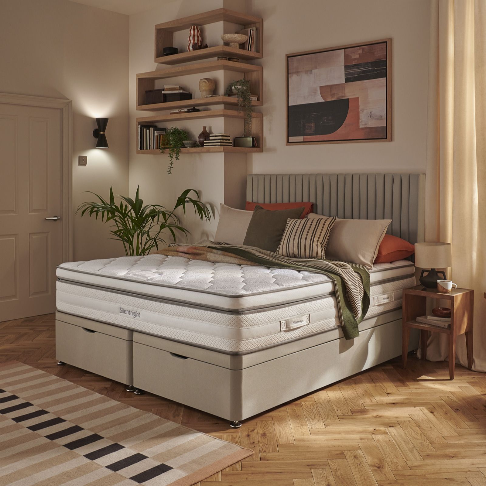 Silentnight ThermaCool Memory 2500 Mirapocket Boxtop Mattress & Ottoman