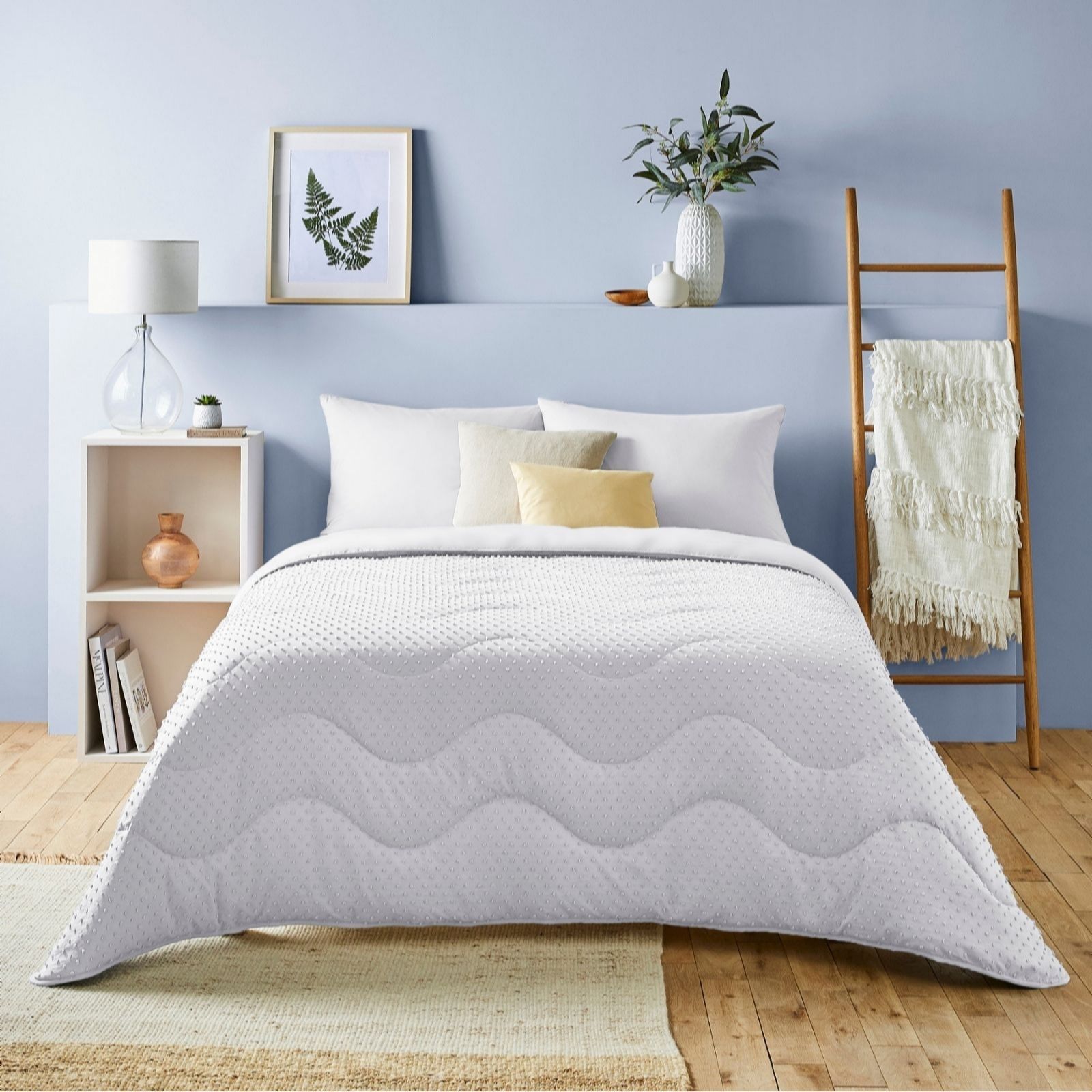 Night Lark Tufted Dot Coverless 4.5 Tog Duvet