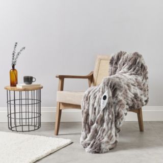 Cozee Home Ruched Faux Fur and Velvetsoft Heated Throw with 9 Heat Settings